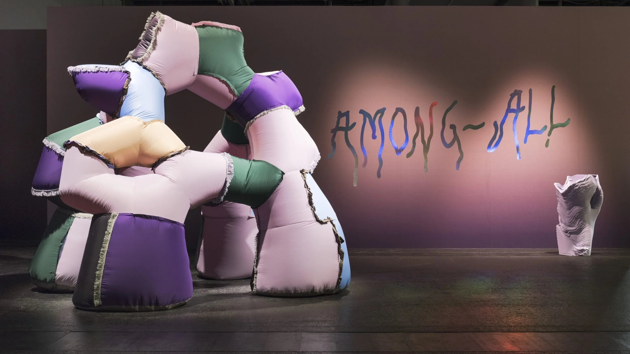 Perfekcja staje się podejrzana. Patricia Urquiola x Heimtextil 2026