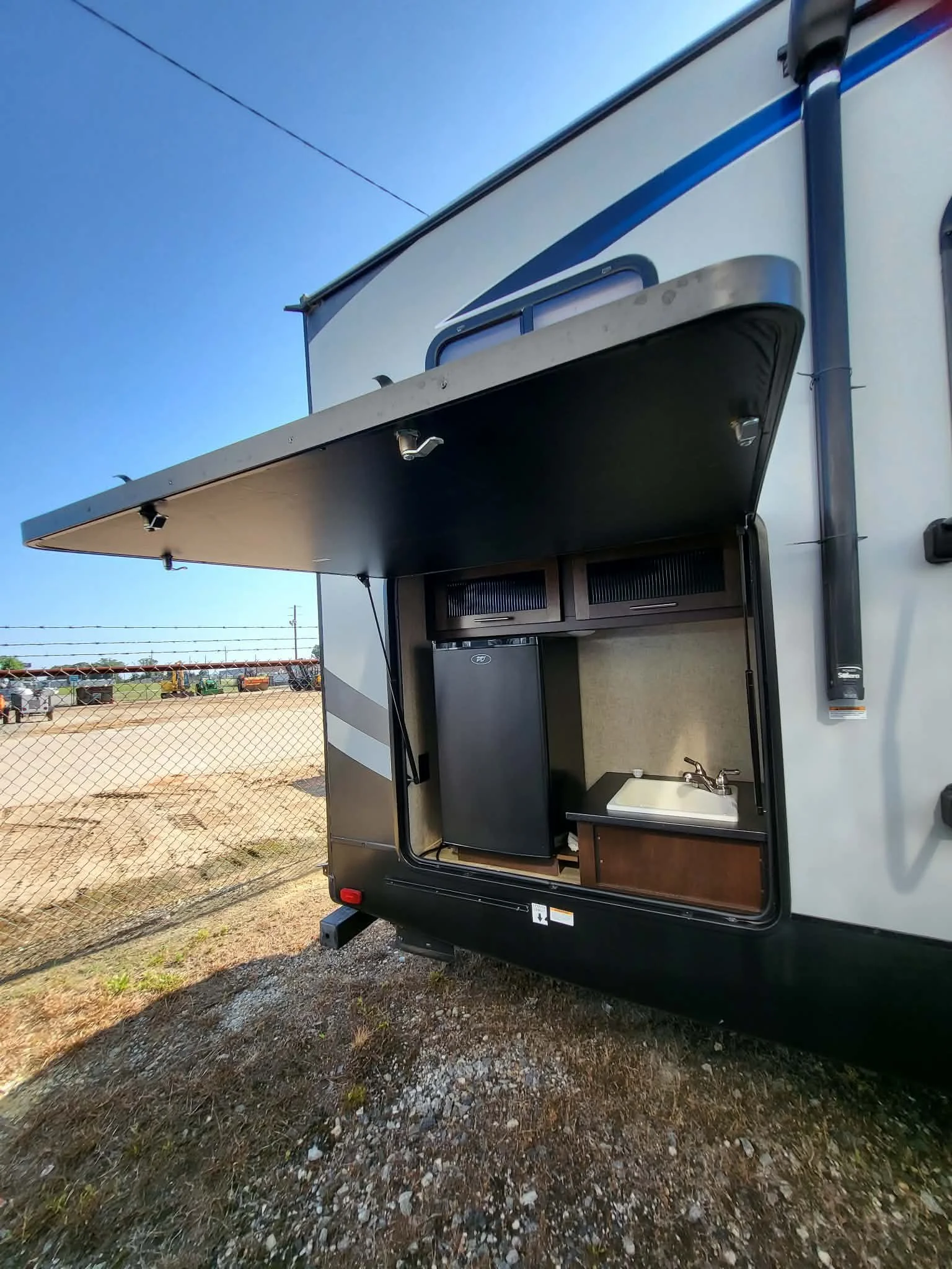 Towable RV Rentals Near Perry GA You've Got a Truck. We've Got the Rest.