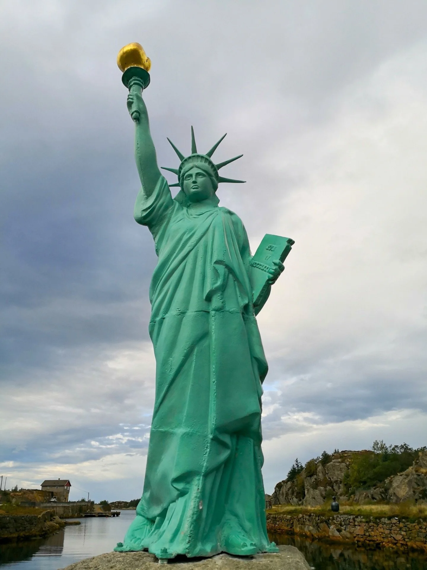 Did you know that the Statue of Liberty in New York is made of copper from Visnes, or that Visnes was the first to introduce the telephone in Norway?🗽 📞 Visit @visnes_gruvemuseum and learn more about the exciting history🧐

📷 Visit Haugesund