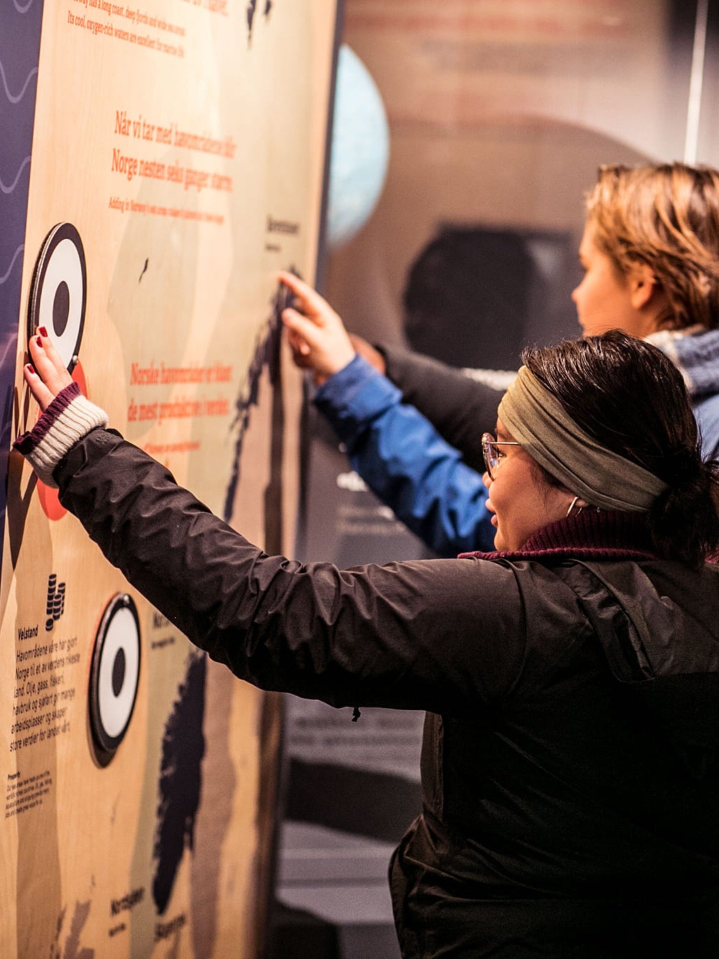 Har du lyst p&aring; en liten &oslash;yutflukt i vinterferien? ❄️🌊 Bare 25 minutter med b&aring;t fra Haugesund sentrum finner du R&oslash;v&aelig;r &ndash; et idyllisk &oslash;ysamfunn med under 100 fastboende.

I vinterferien holder @rovaersjohus 
