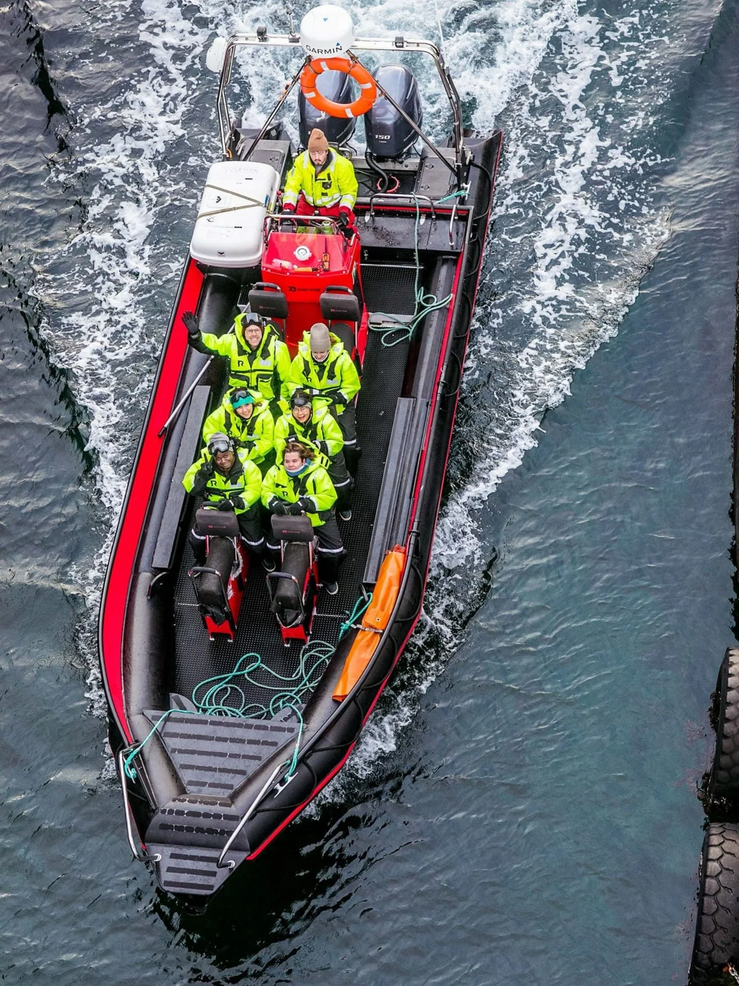 Hva med en tur til R&oslash;v&aelig;r i p&aring;sken? 🐣 P&aring; den lille &oslash;ya, bare 25 minutter med b&aring;t fra Haugesund sentrum, skjer det mye kjekt gjennom hele p&aring;sken:

🎣 31. mars og 1. april tilbys gratis fisketur p&aring; R&os