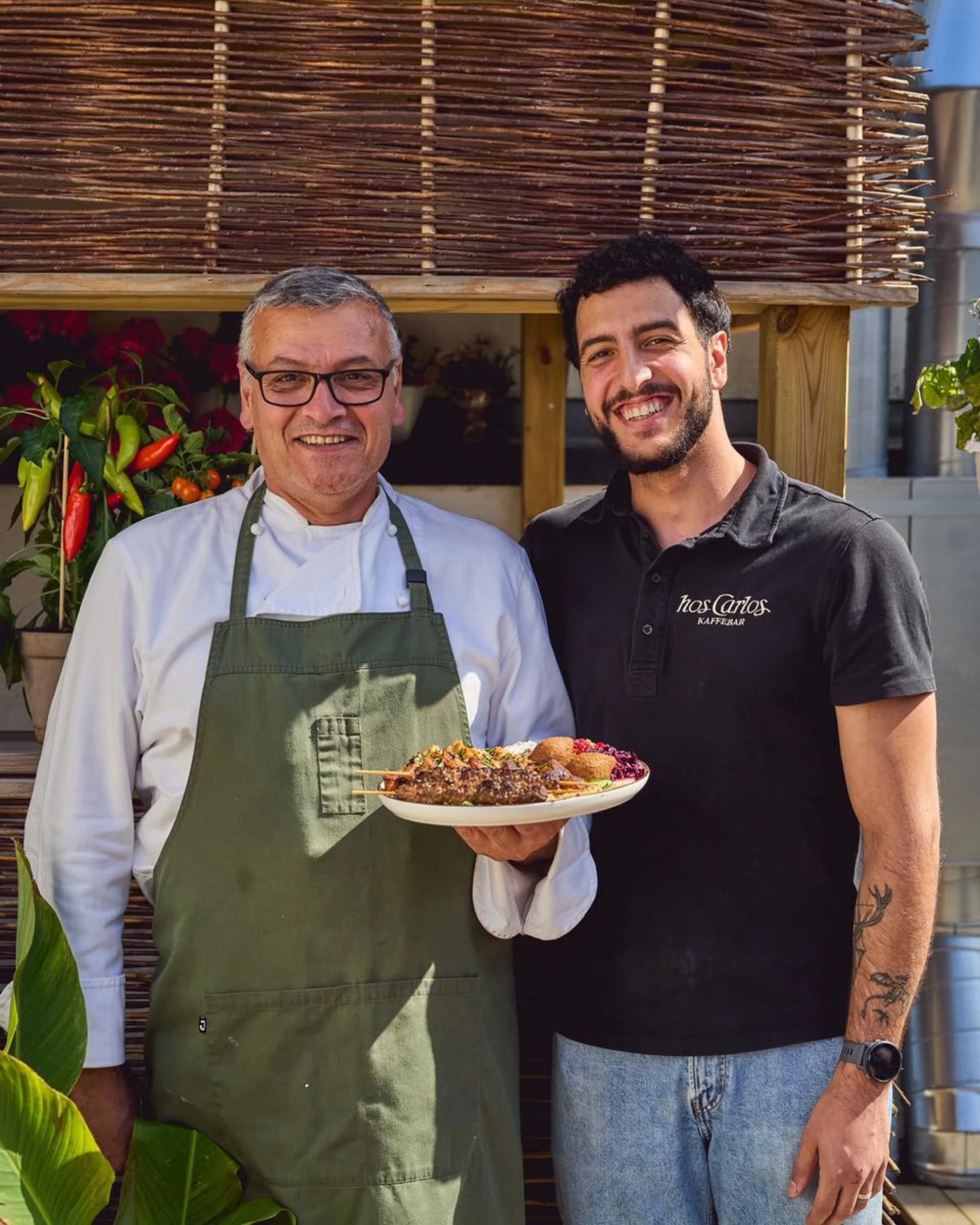 Colourful, flavourful and simply delicious! 🍽️😋 
Stop by @carlosbistrohaugesund for lunch or dinner and enjoy a taste of Mediterranean cuisine🧡
Located right next to the tourist information in Haugesund 🗺️

📷 Carlos Bistro
