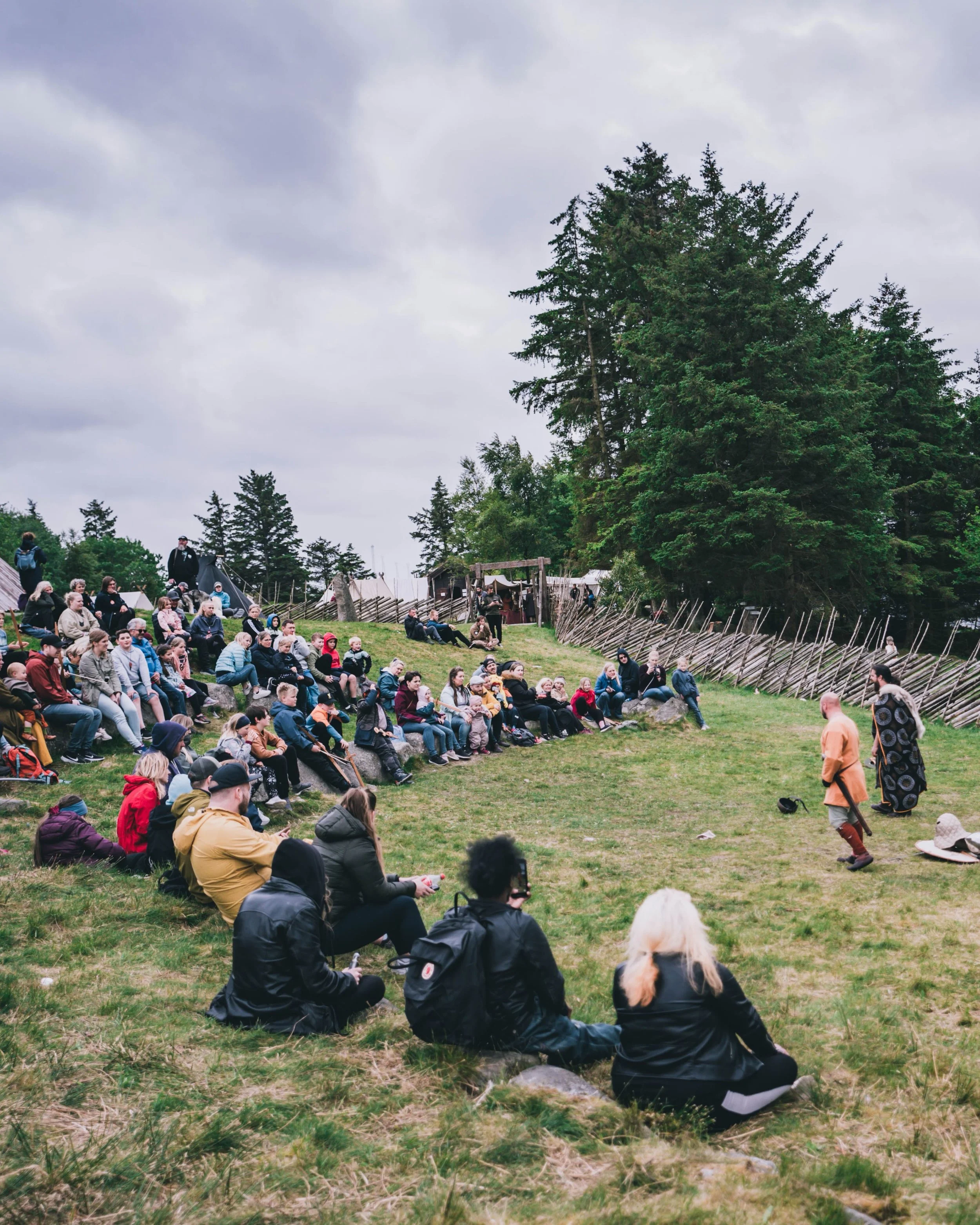 Step back in time at the Viking Festival at Avaldsnes ⚔️
Every June, Vikings from across Europe gather at Avaldsnes to recreate life from the Viking Age - with traditional crafts, battle reenactments, viking ships, music, storytelling and activities 