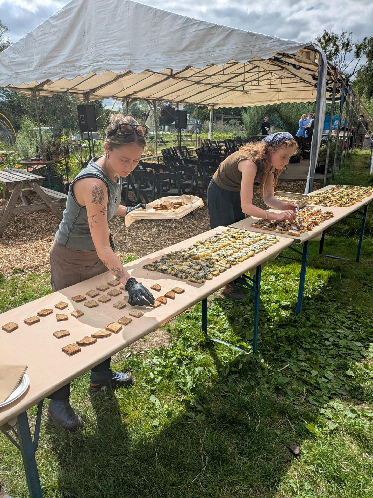 Just a lil flashback to the 340 canap&eacute;s we smashed out one day this summer just gone 🫛🫛🫛