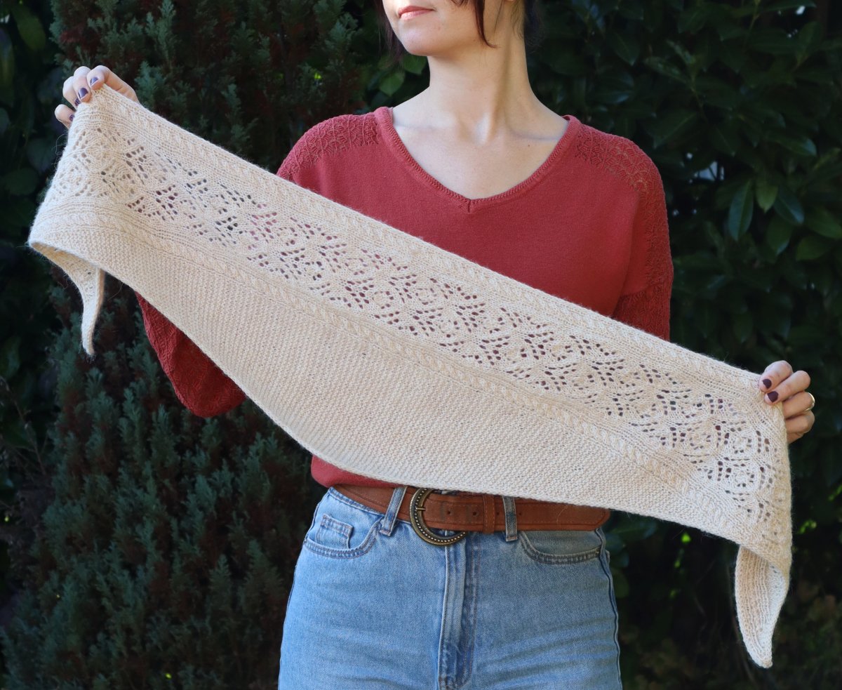 Anabelle Scarf Preview 1.jpg