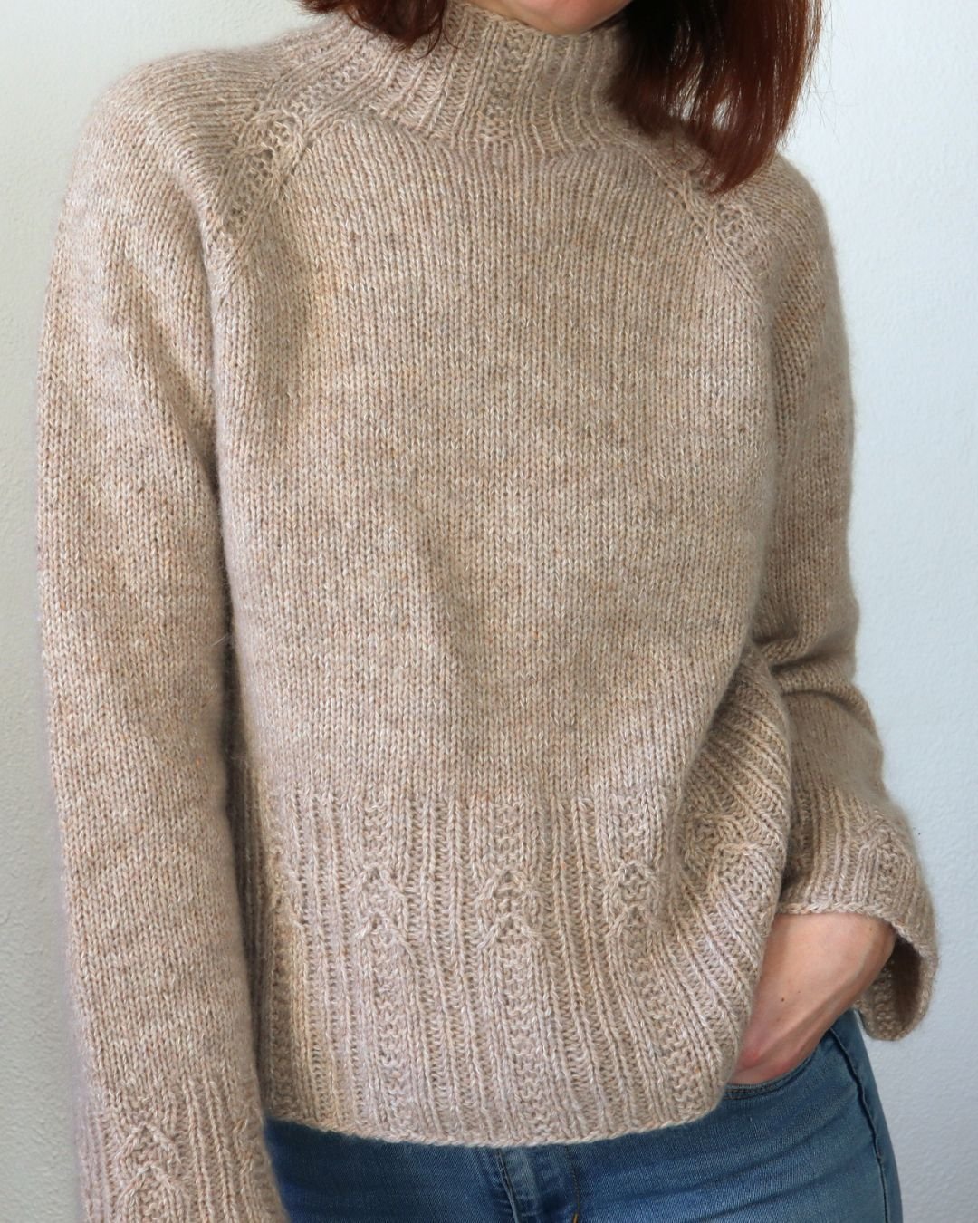 ✨TEST KNIT CALL ✨ OPEN

The Woven Arches Sweater is finally out for testing!

Detailed info in link in bio

&bull; 10 week timeline: 01/03 &rarr; 10/05
&bull; 8 sizes
&bull; Tech edited
&bull; Intermediate level
&bull; 2 Fingering weight yarn + 1 Lac