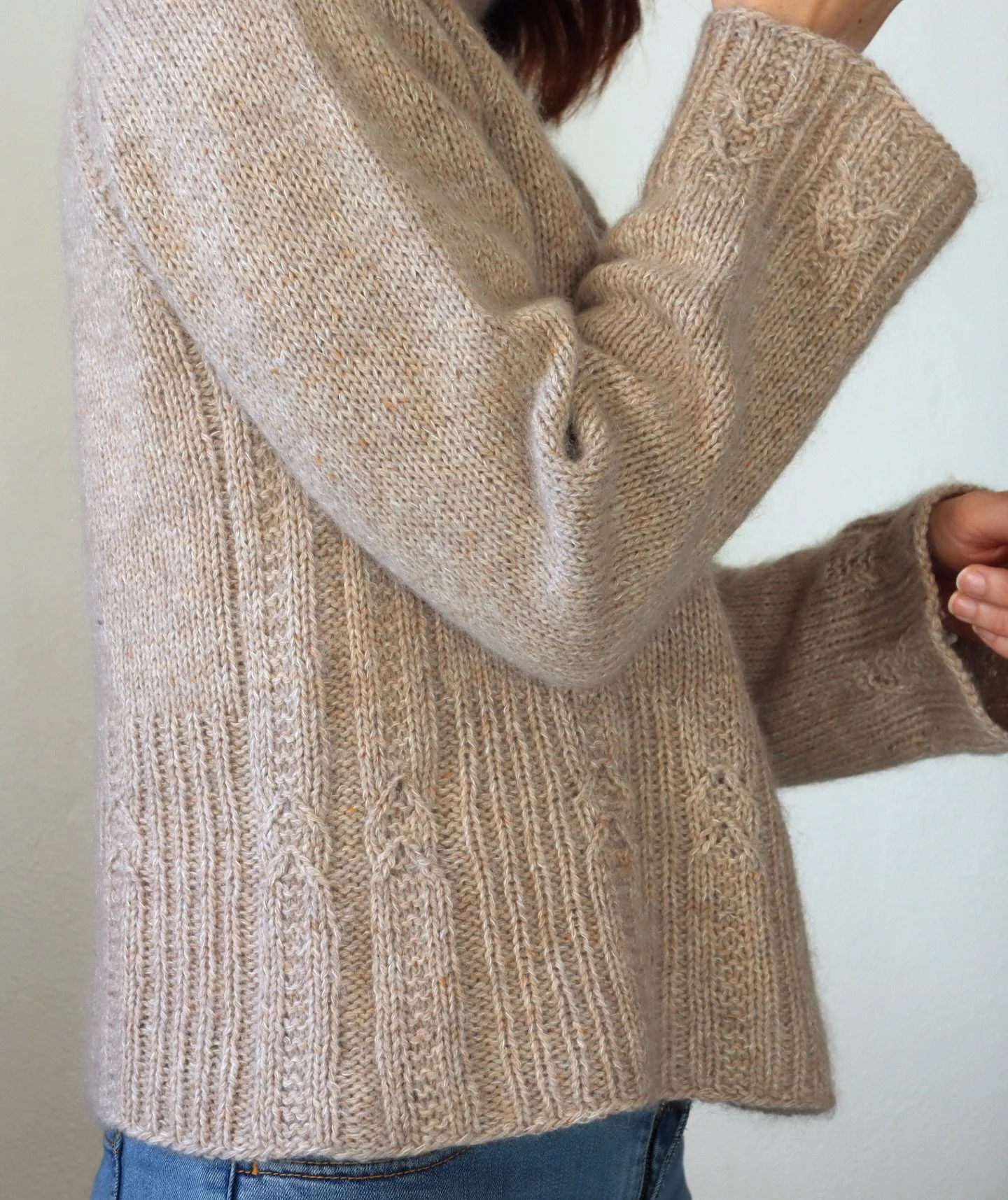 ✨ Calling testers for sizes 7 &amp; 8 ✨

Thank you for all the applications for the test knit 🥰
I&rsquo;m still looking for testers for sizes 7 &amp; 8. Please share if you know someone who would be interested 🙏💕

#testknit #callingfortesters #tes