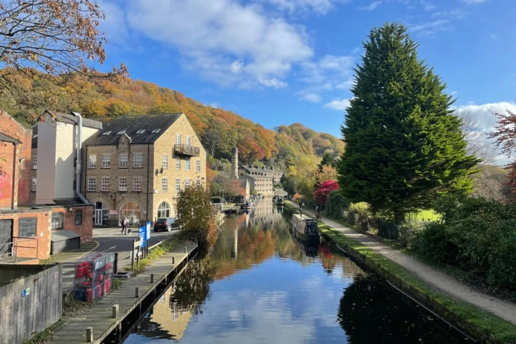 Rochdale-Canal-from-Hebden-Bridge.jpg