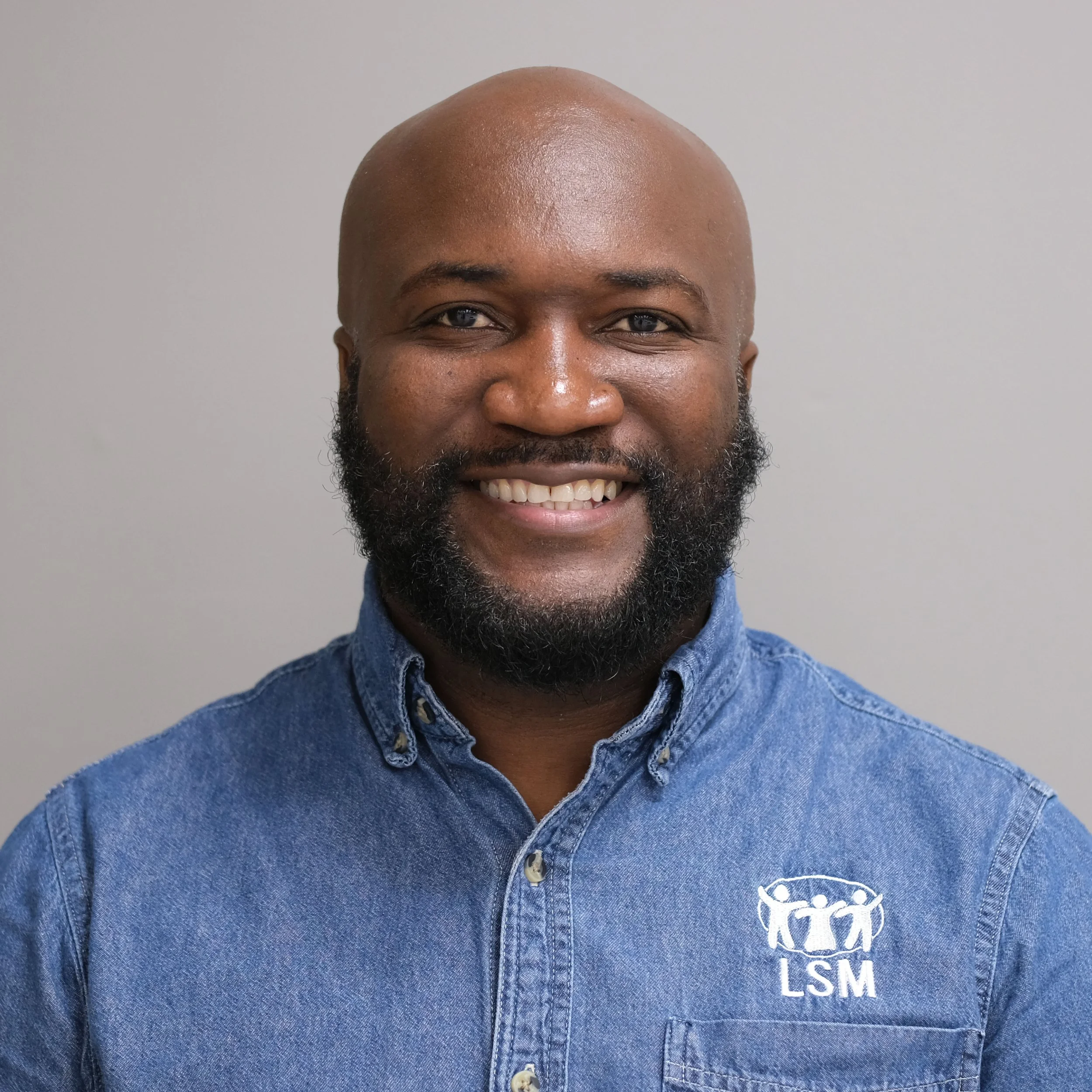  
  Jean Wesly Alcin     Haiti Ministry Director  
 