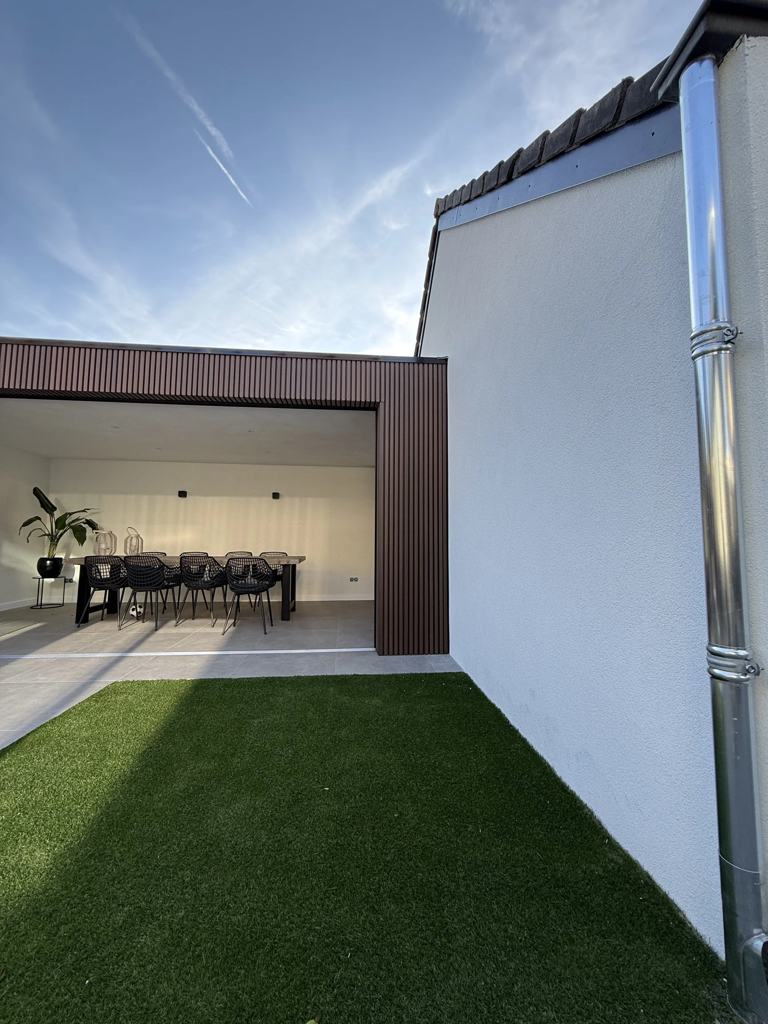 Aanbouw & Buitenmuur