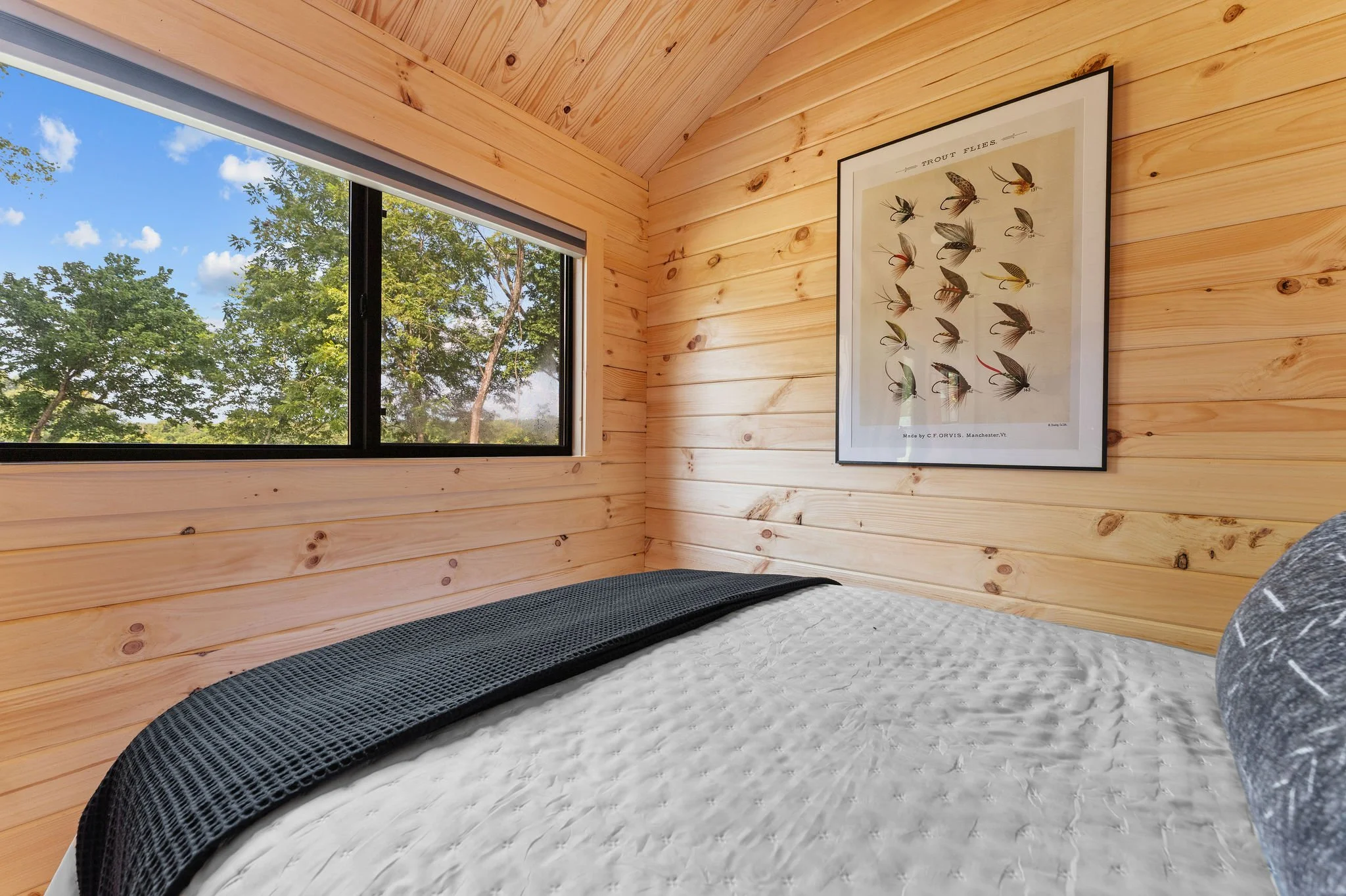 park-model-bedroom-02.jpg