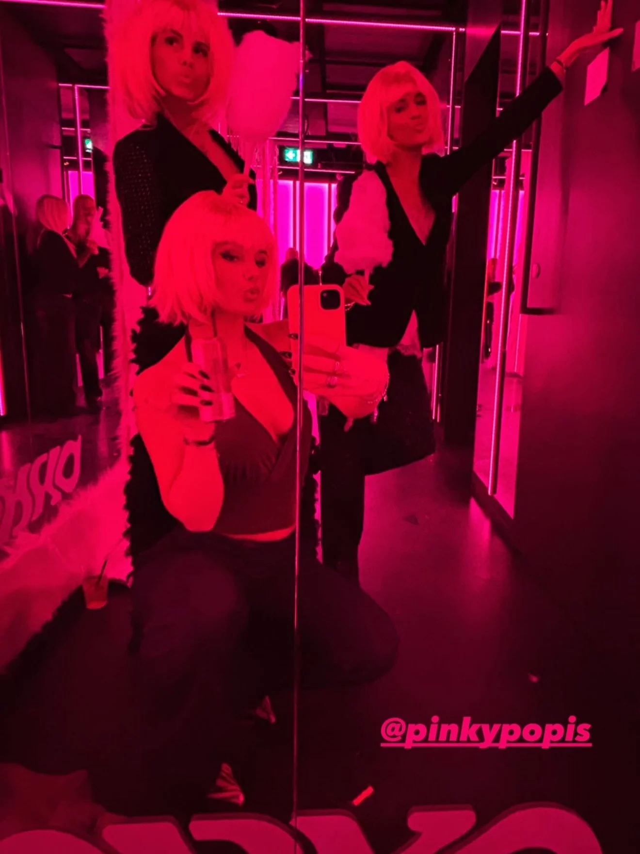 &THORN;&uacute; 💗 Pinky Pop Orka! #pinkypop 

Haldi&eth; &aacute;fram a&eth; tagga okkur 🙌🏼