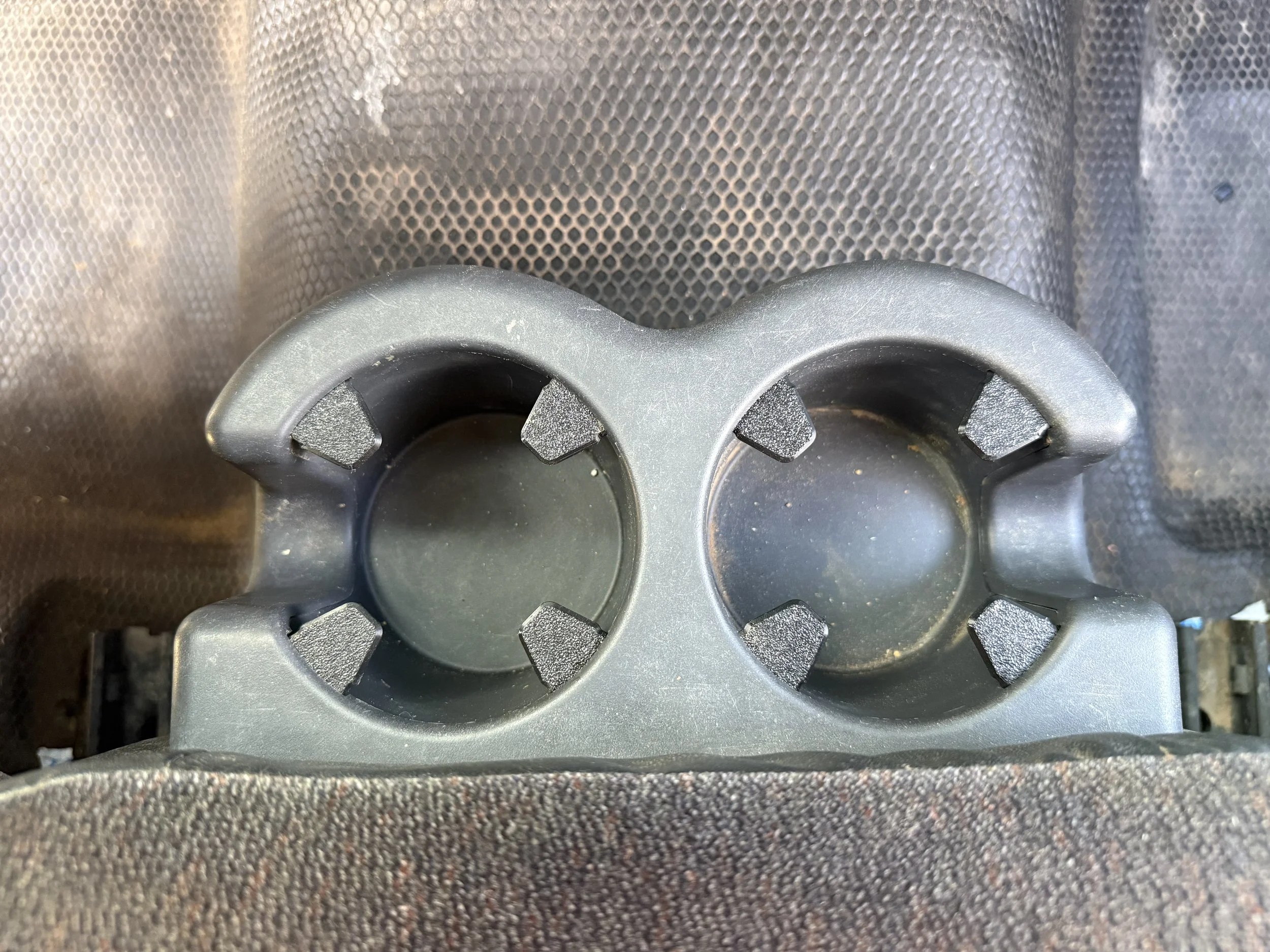 99-06 Silverado Sierra Tahoe Yukon Suburban Cup Holder Flaps/Grips (set of 8)