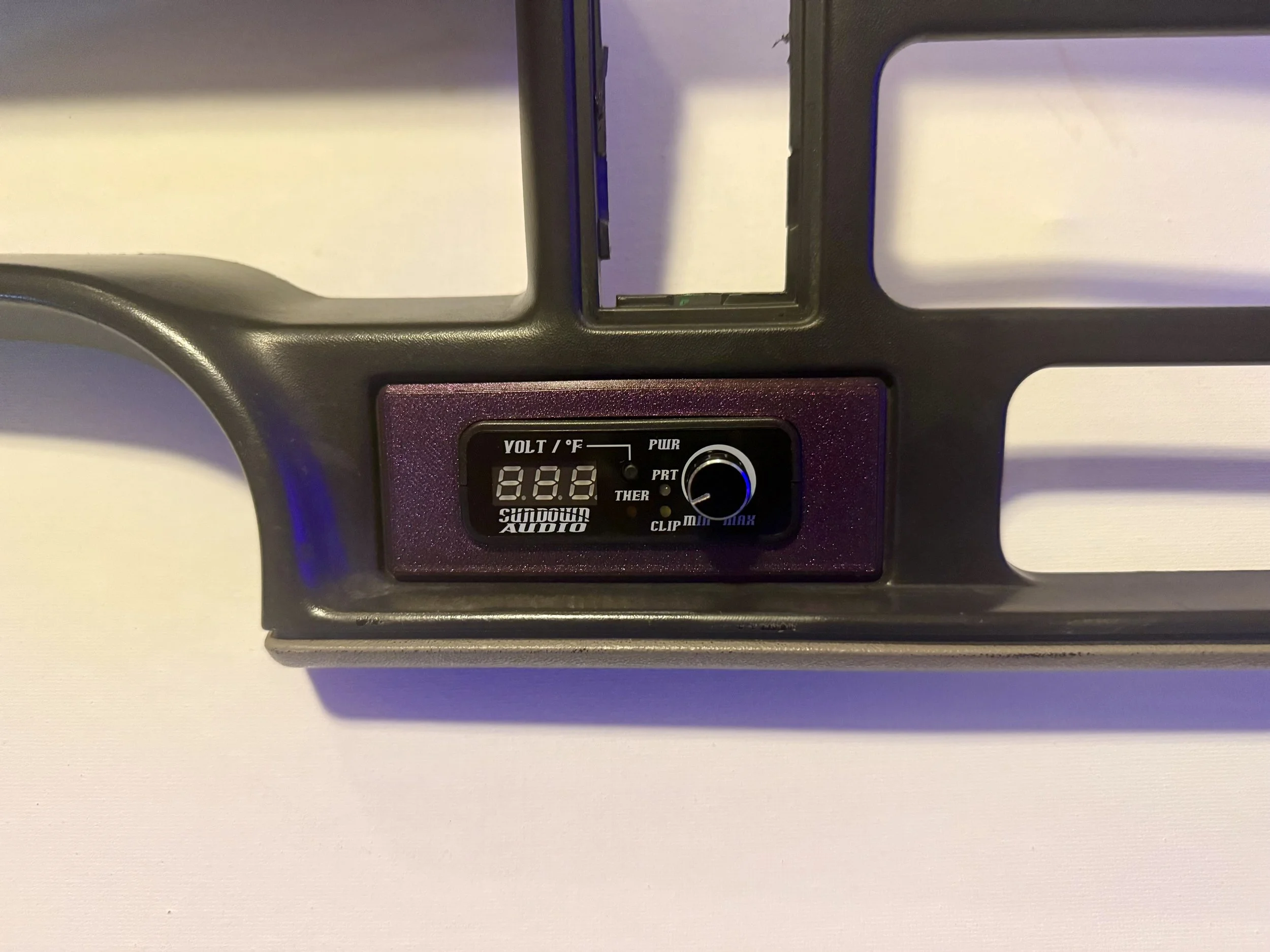 95–02 GMC Chevrolet C/K OBS 4×4 Switch Bezel w/ Sundown Audio SALT-R Remote Cutout