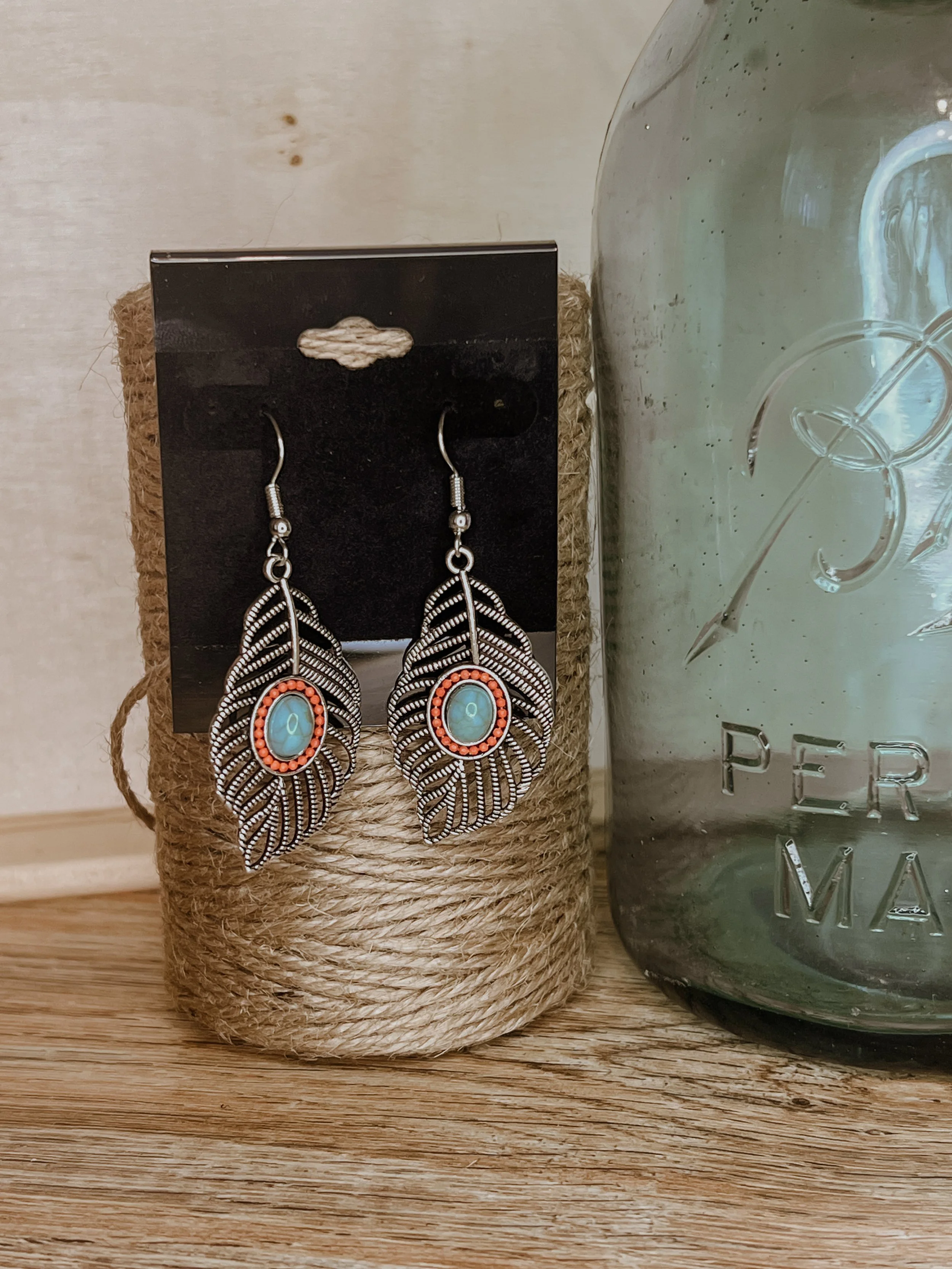 Coral Feather Western Fashion Earrings