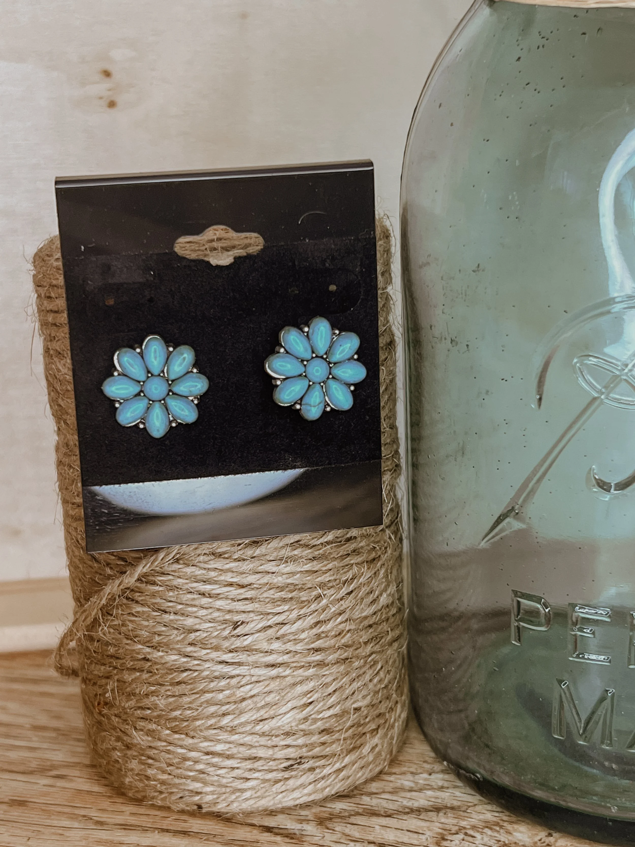 Small Turquoise Cluster Western Fashion Earrings