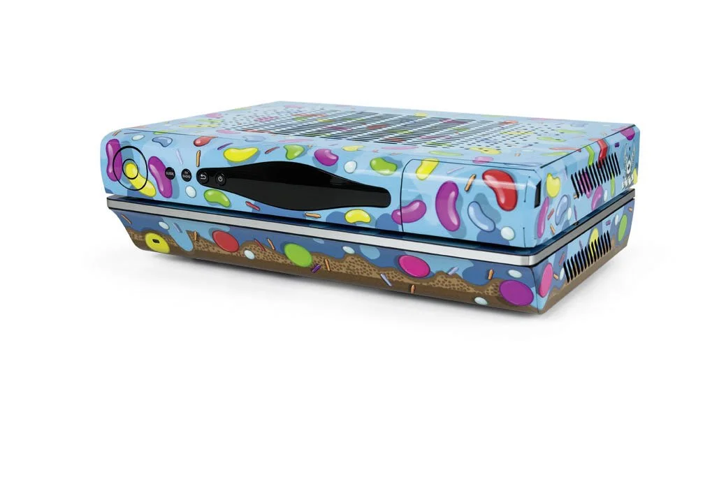Geräumtes Spielekonsole mit buntem, kindlichem Streifenmuster, das an Bakterien oder Mikrobiologie erinnert.
