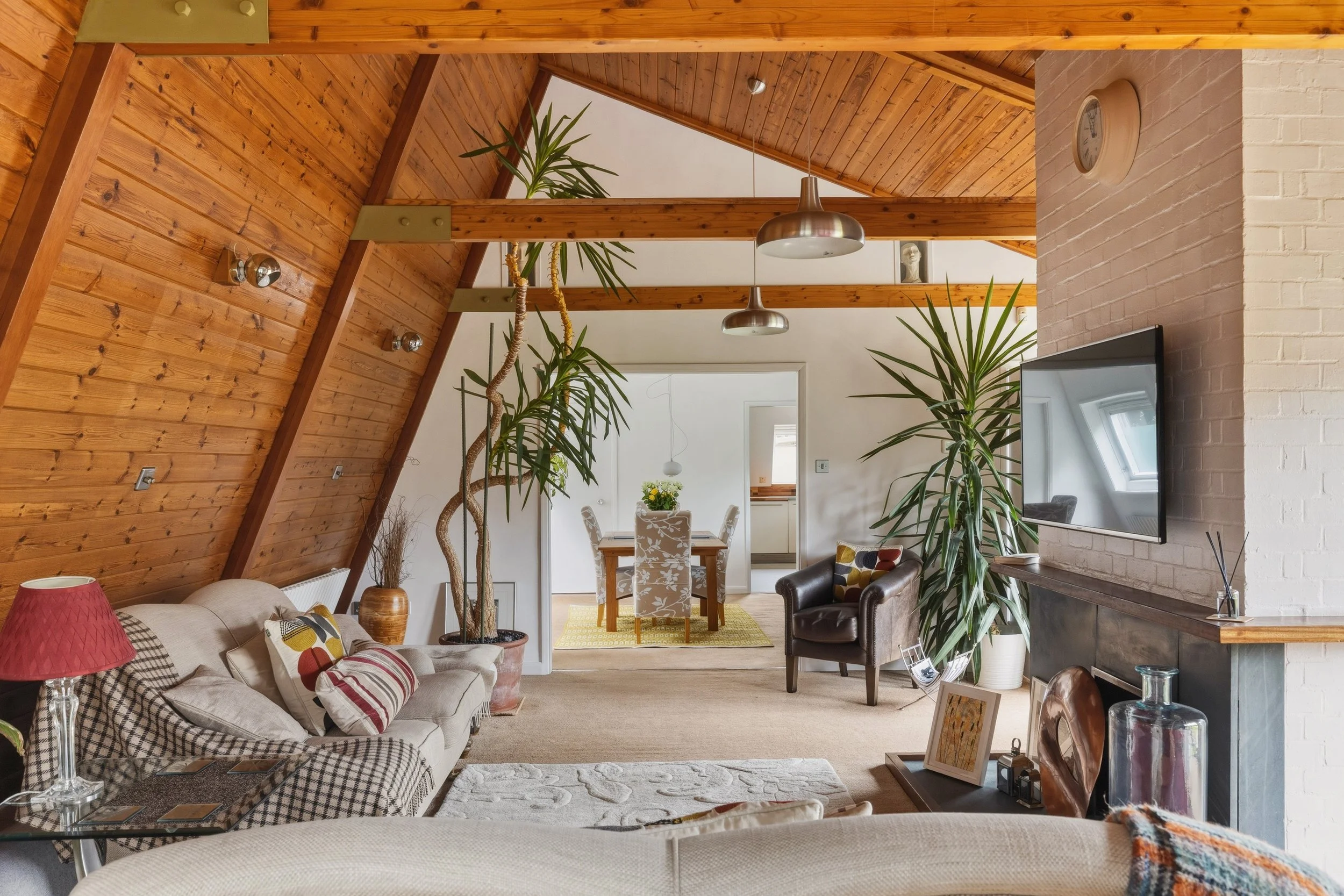 Bucklers Hard Living room.jpg