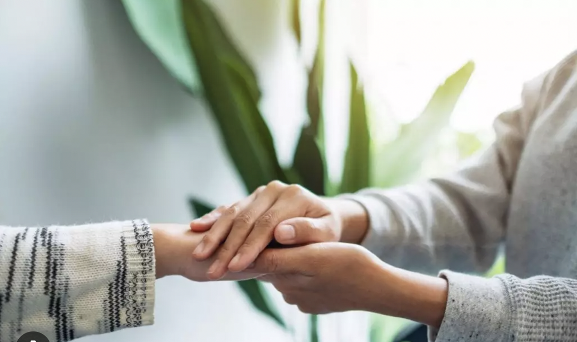 Volunteer Vibes: Boosting Mental Health Through Giving and Advocacy