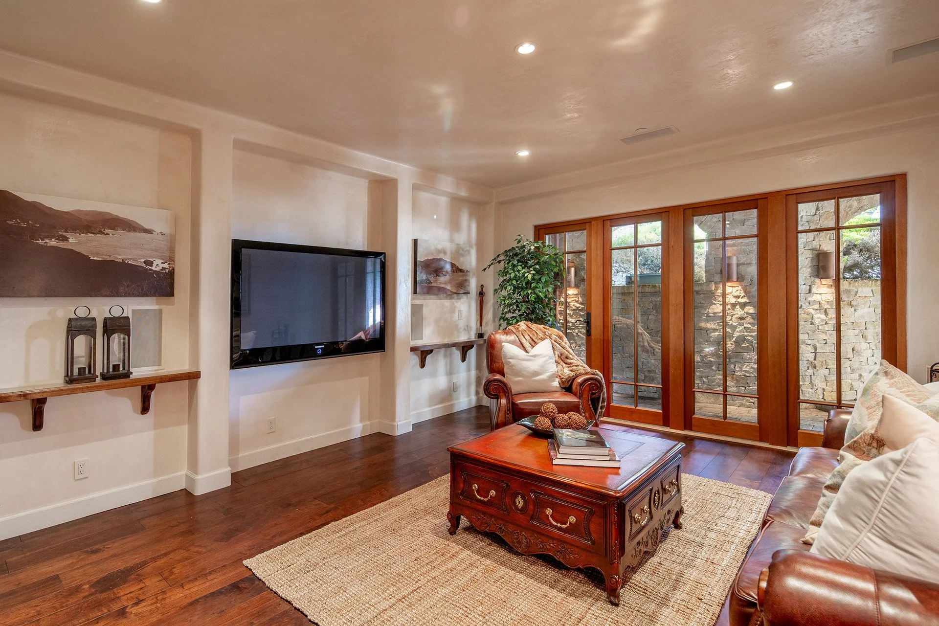 Lower Level Living Area