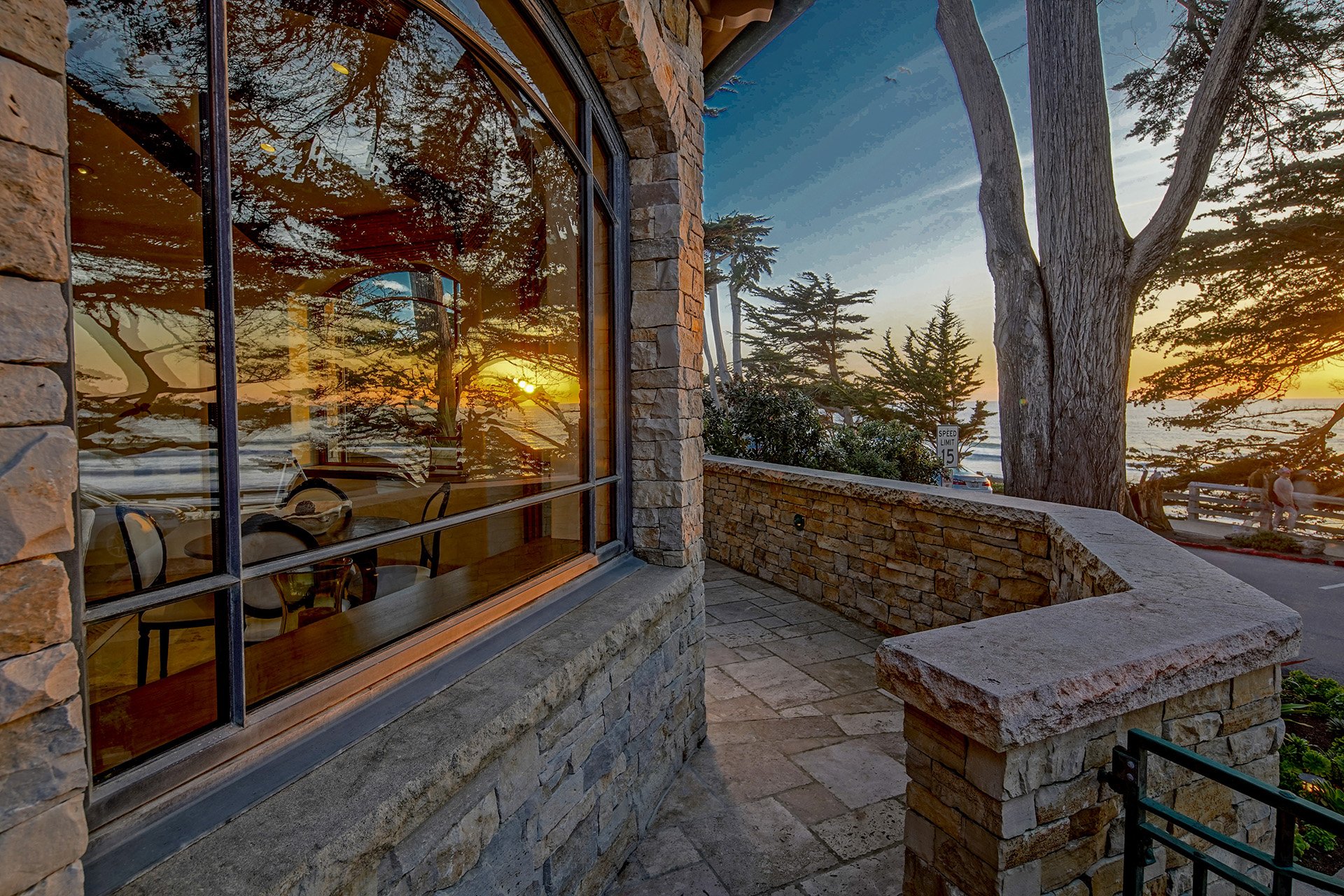 Unobstructed Ocean Sunsets