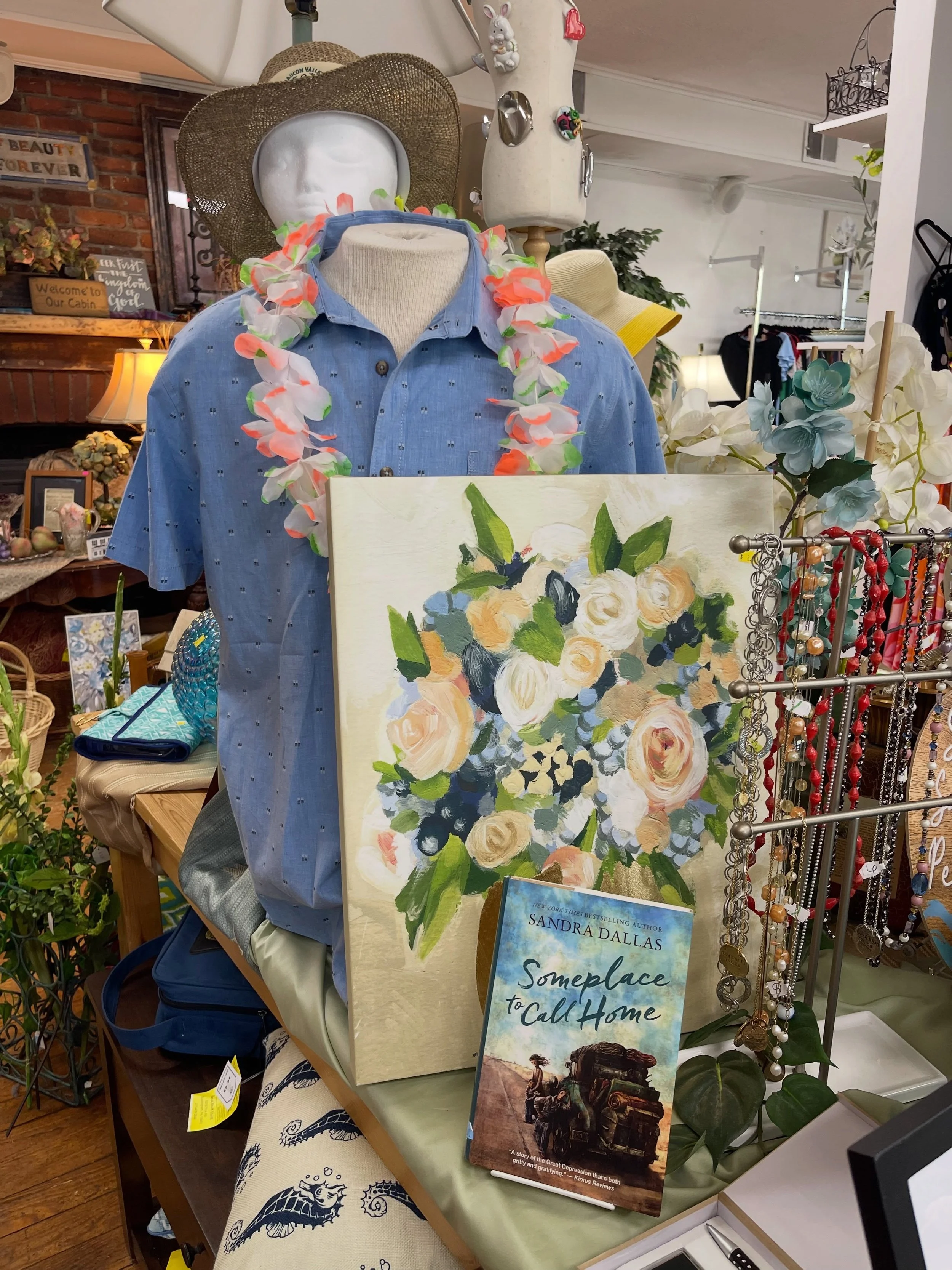 Happy Wednesday! ✨Come see what&rsquo;s new at Buckingham this week. All WHITE tags are 50% off! 🏷️ Let&rsquo;s go shopping! 
&bull;
&bull;
&bull;
&bull;
&bull;
&bull;
#buckinghampa #thriftingpa #helpingkids #helpingchildren