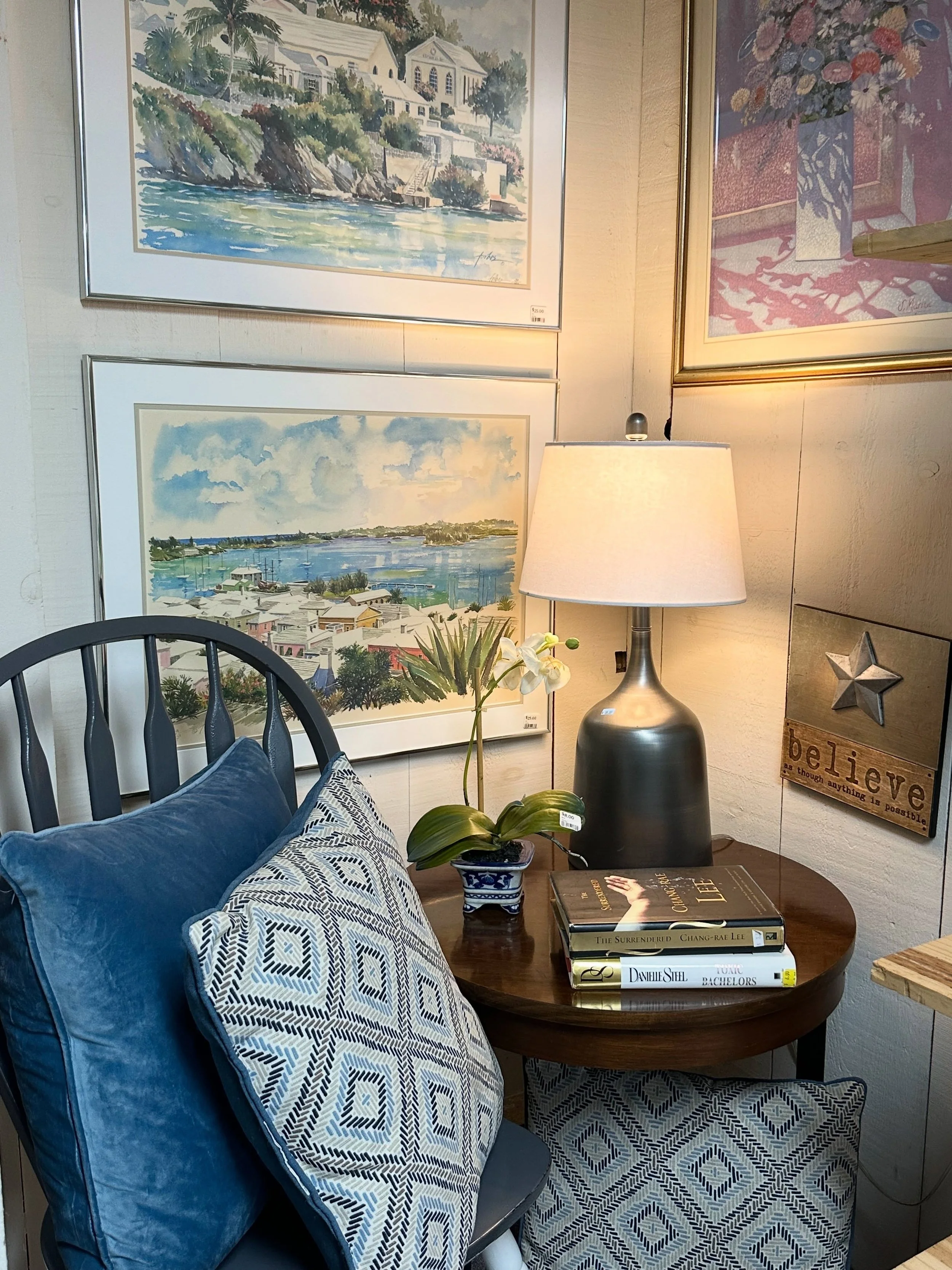 Happy Thursday! It&rsquo;s senior day today at all of our stores! We can&rsquo;t wait to see what wonderful things you find! Anyone 55+ receives 15% off their purchase! Happy thrifting!!

Photos from our Buckingham location!
#thrifthaul #buckscountyp