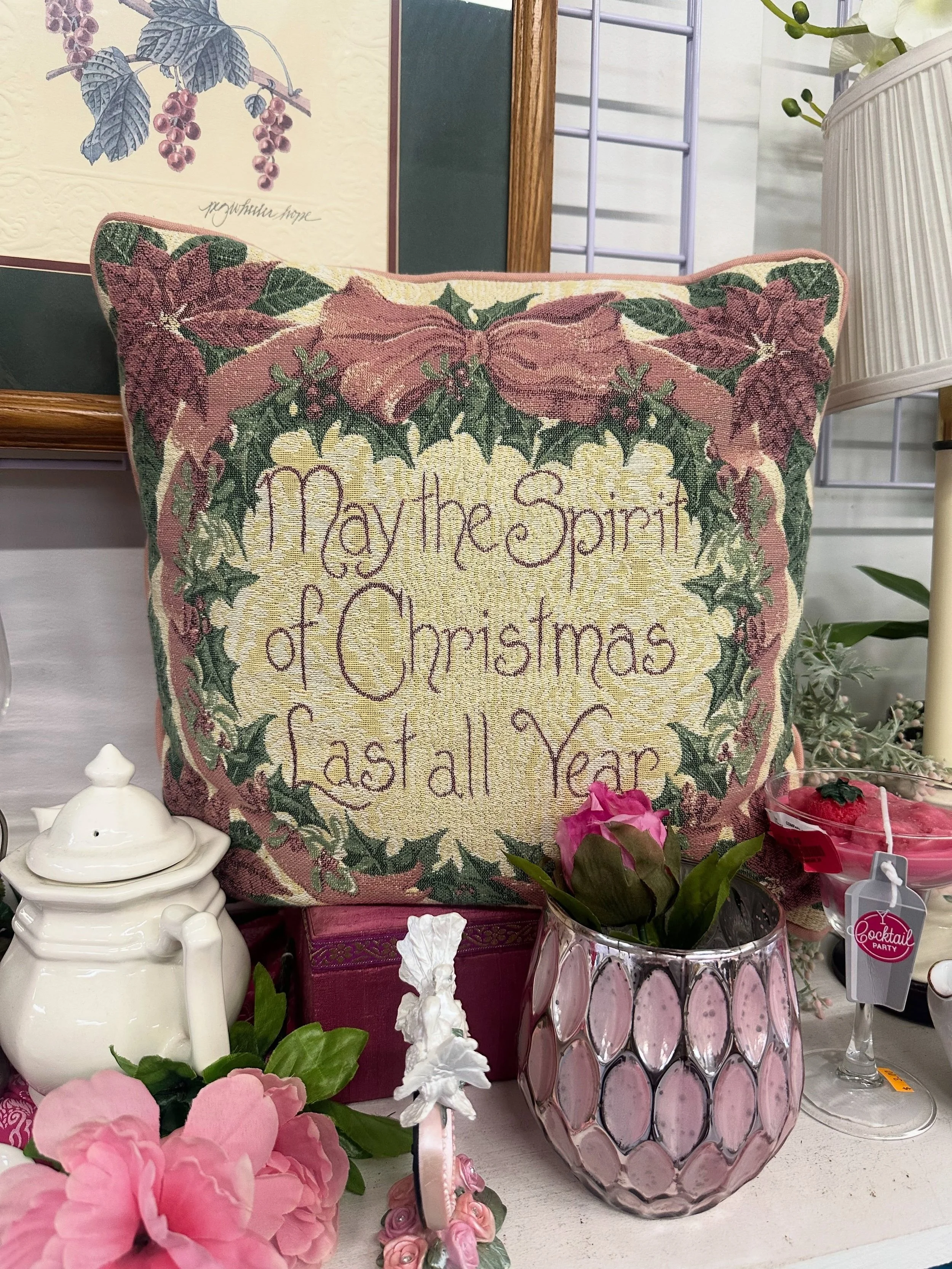 We hope you had a great weekend and are ready to get back to thrifting! This weeks color tag sale is PINK!! All PINK tagged items will be 50% off now through Saturday!! Today is also double points Monday! 

#thrifted #thrifted #nonprofits #helpingkid