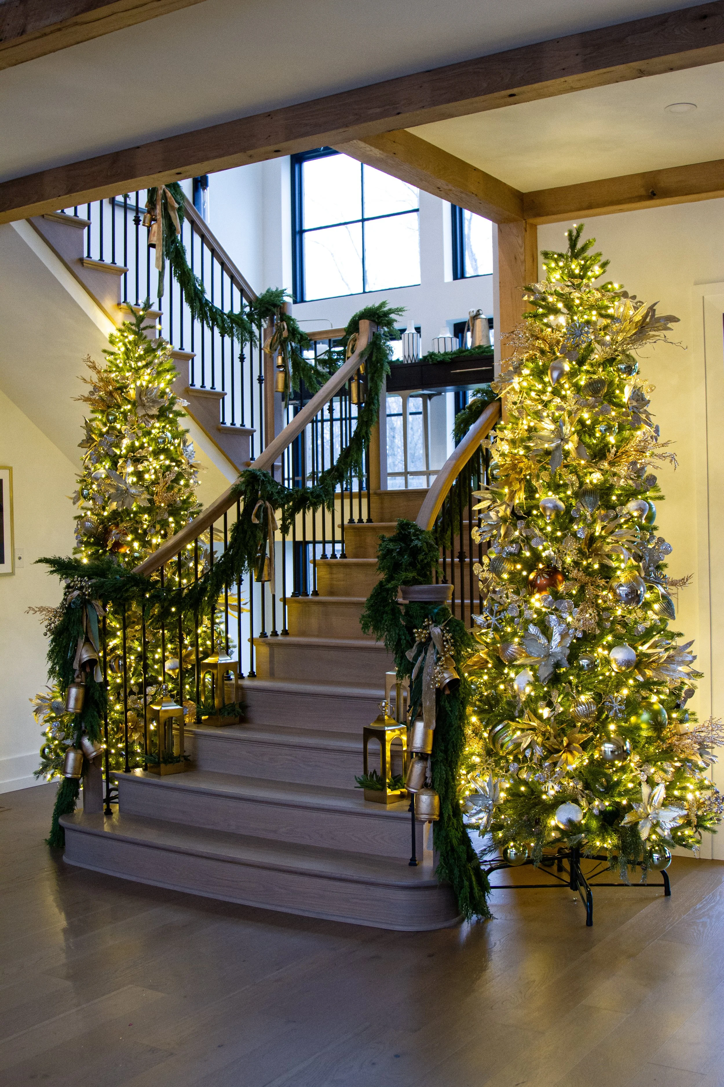 A Malvern Home Gets Decorated for Christmas