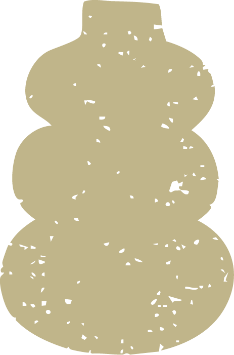 Gâteau en forme de bonhomme de neige avec trois boules.