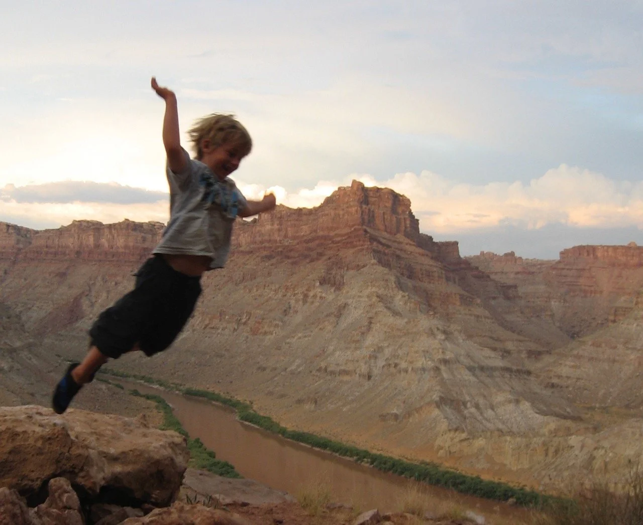 Joe taking flight over the Colorado River.
