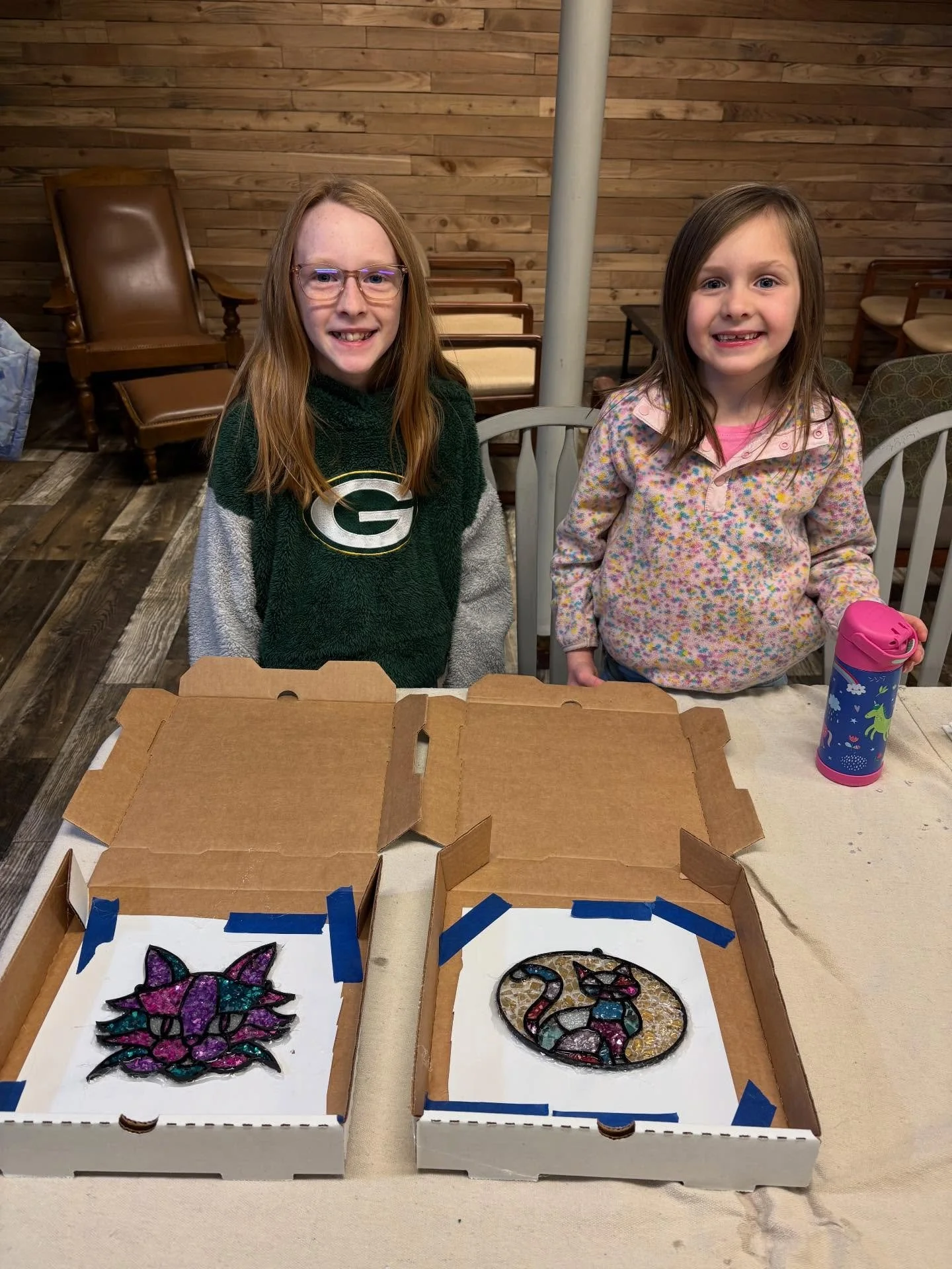 Great time was had by all at Mr. Kitty Cafe &amp; Boutique in Eau Claire. Hope you can join us next time! #mrkittycafe #suncatchers #bookaclass