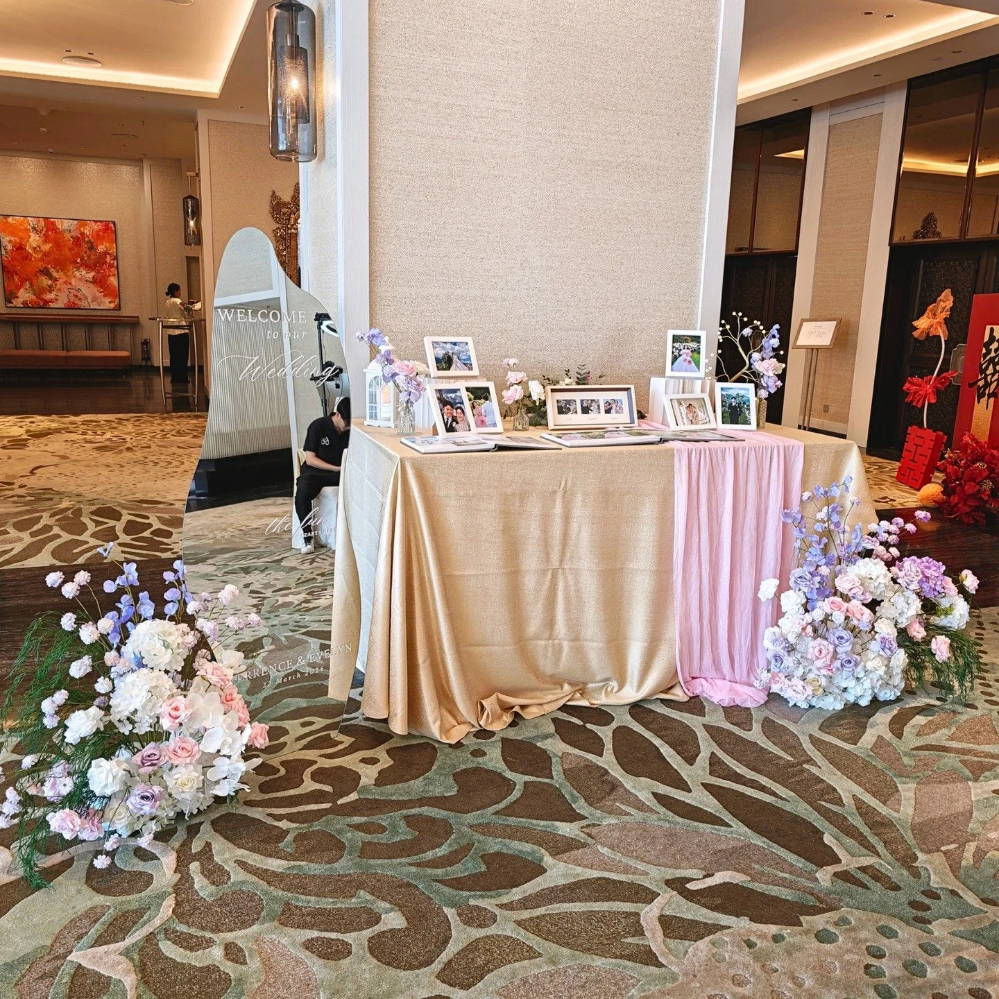 🌸 Bespoke Table Styling &mdash; Reception Florals 🌸

Elevate your wedding reception with our bespoke table floral styling, thoughtfully curated to complement your theme and bring your tablescape to life ✨

Enjoy maximum value with complimentary:
▫️