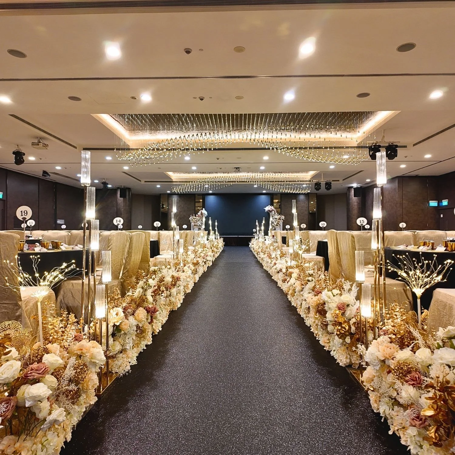 Candlelight Luminaries (8pcs)