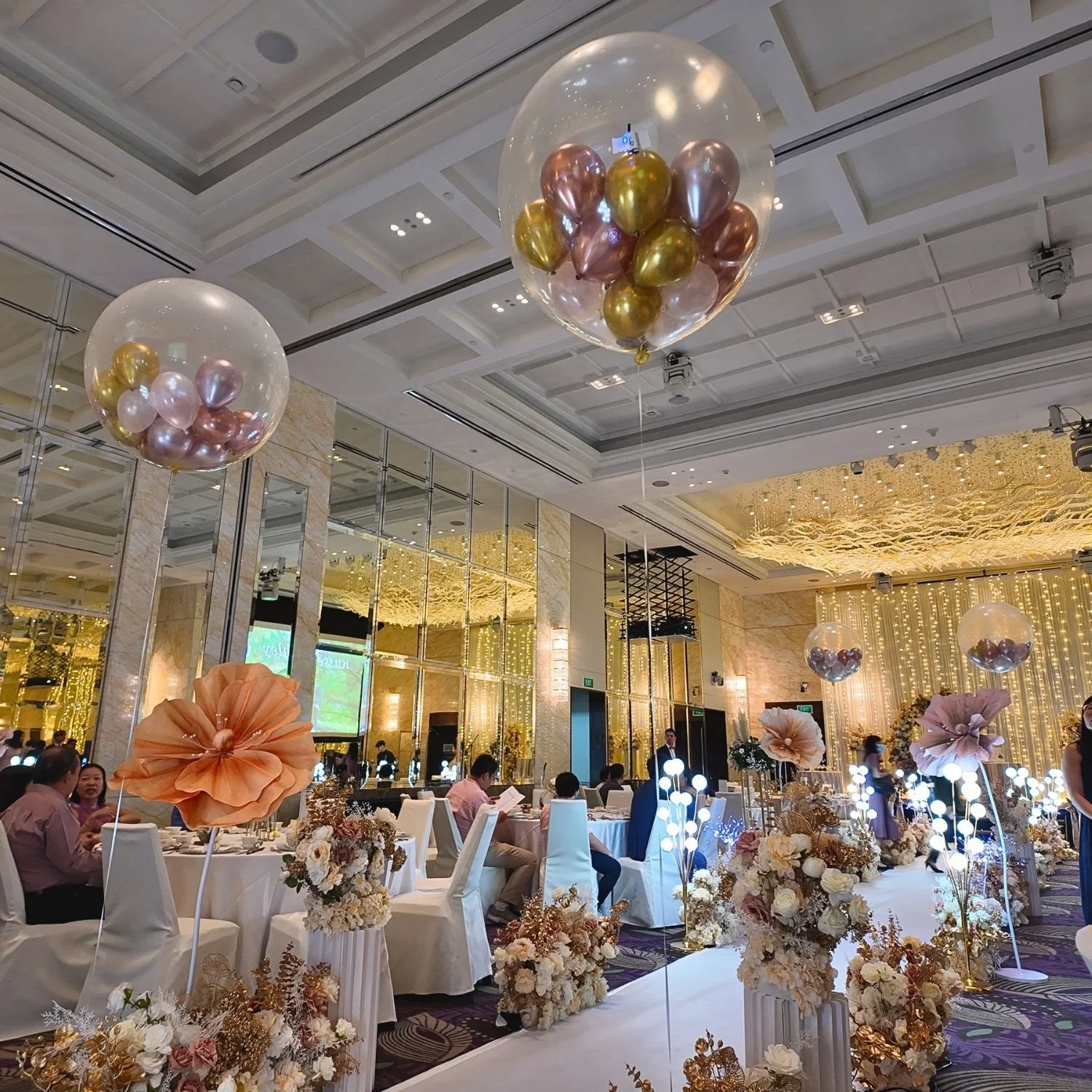 Gold, Pearl, Rose, White & Transparent Balloons
