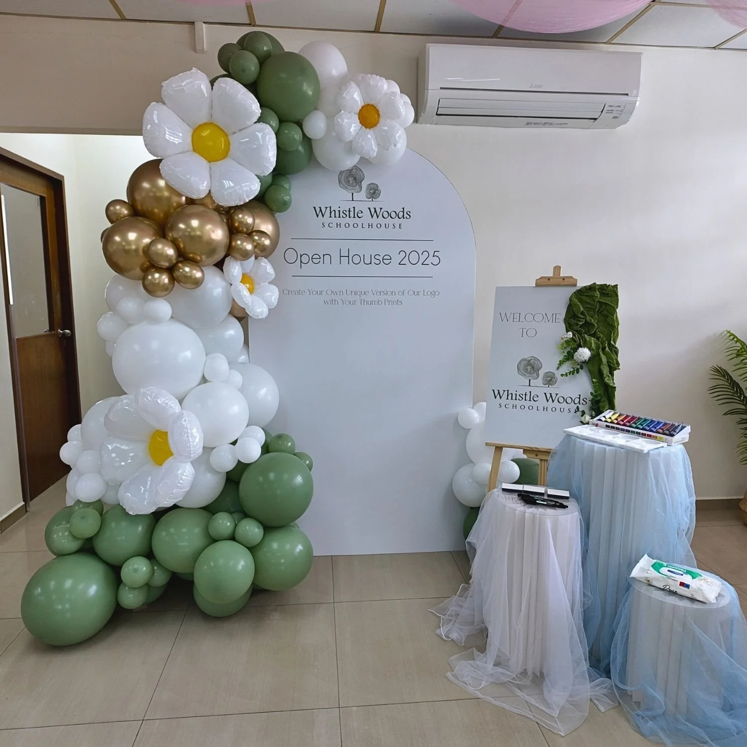Foamboard Backdrop With Balloon Arch