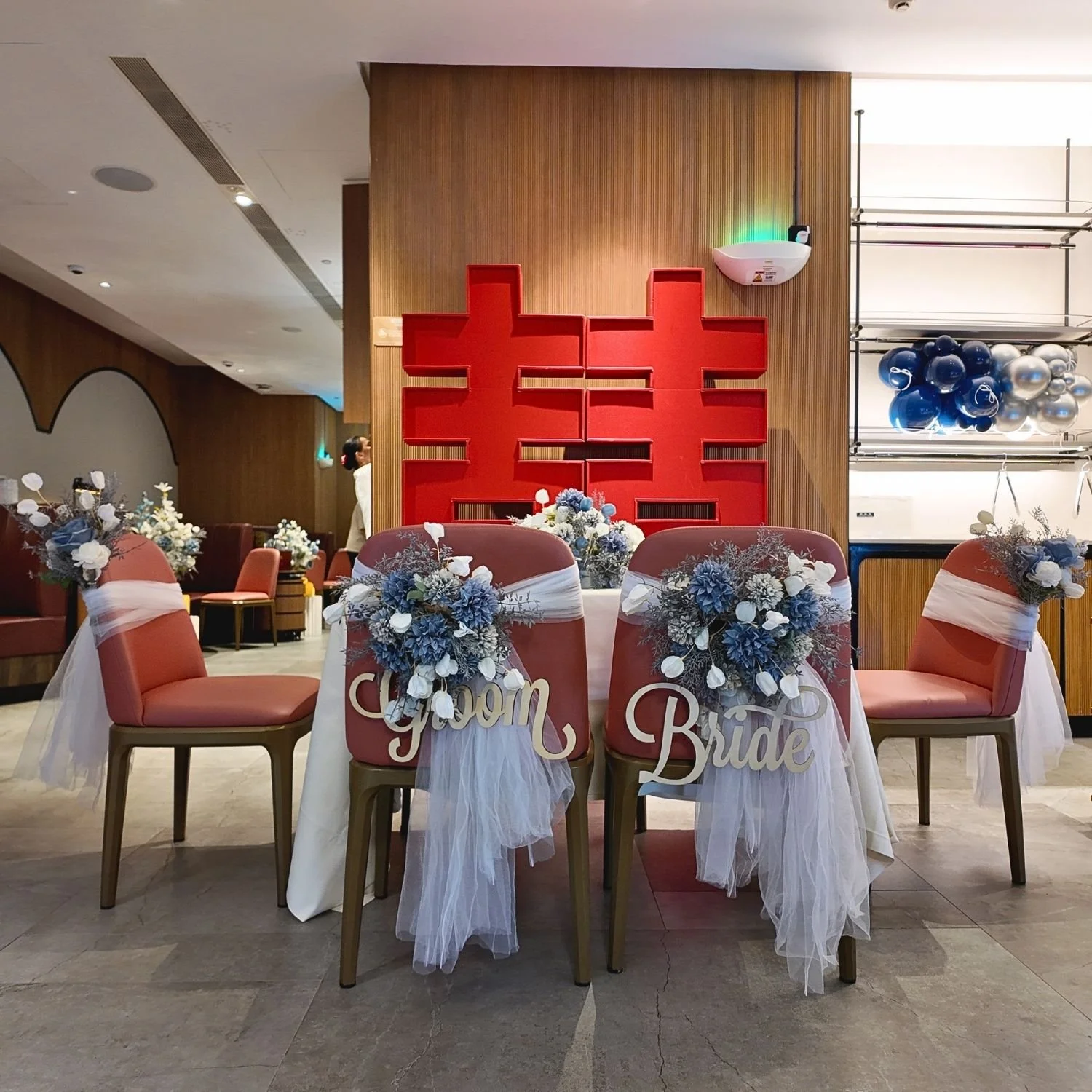 XI & Arches Backdrop Styling