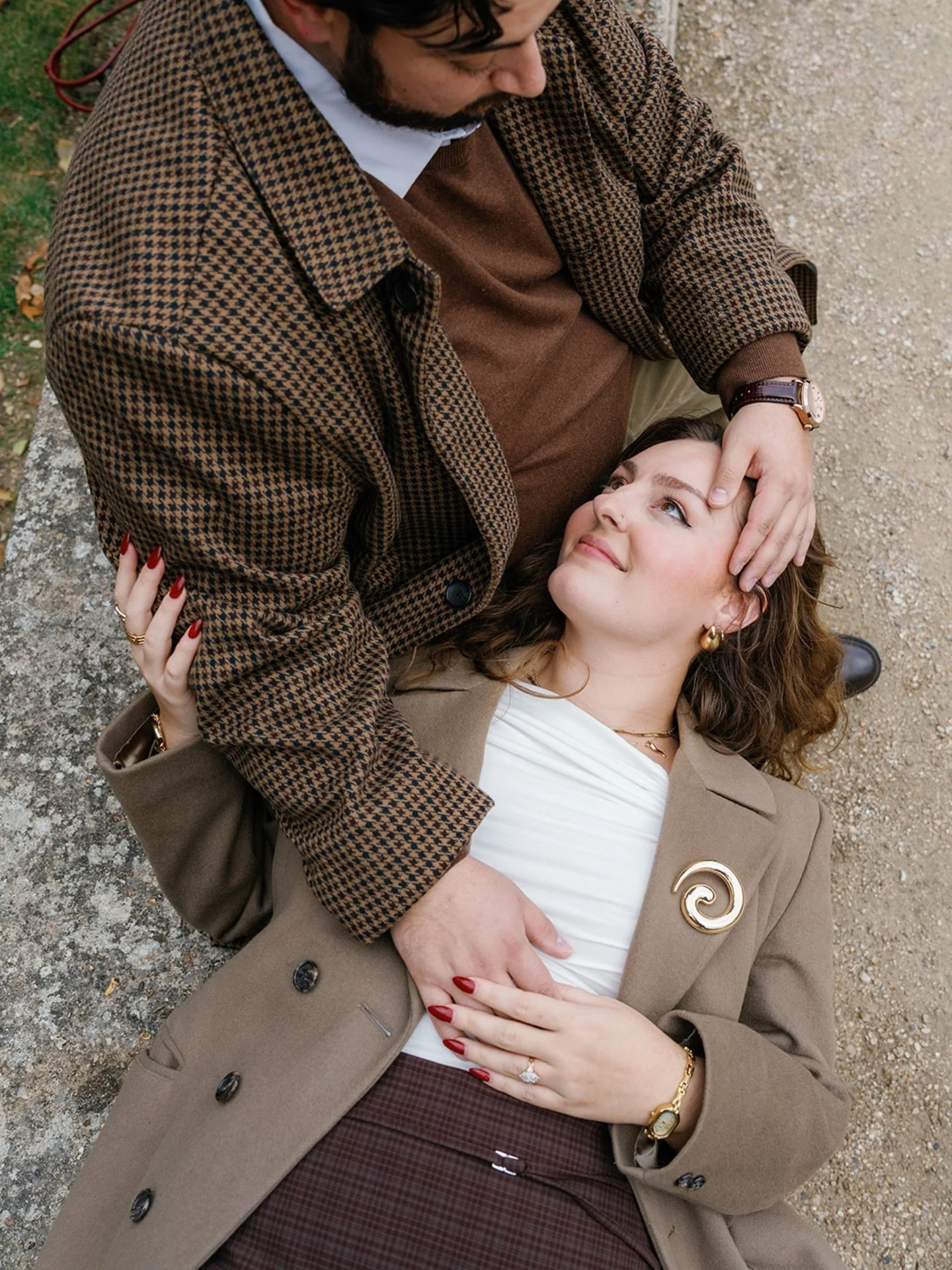 A foggy parisian morning, a magical stroll in @museerodinparis and the cutest lovebirds 💕