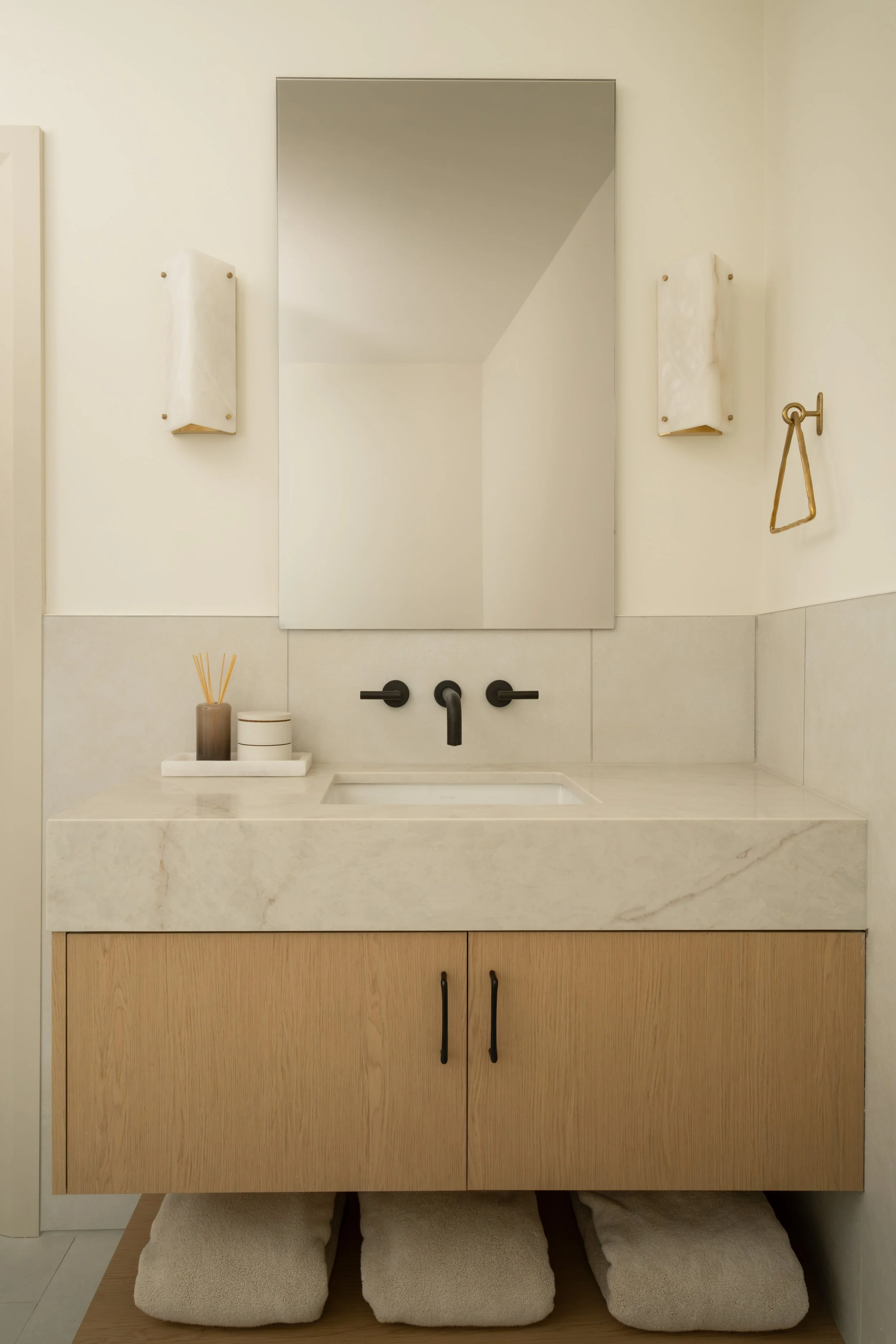 BVS-SUNDAE-DESIGN-MARINER-BASEMENT-SHARED-BATHROOM-1 (1).jpg