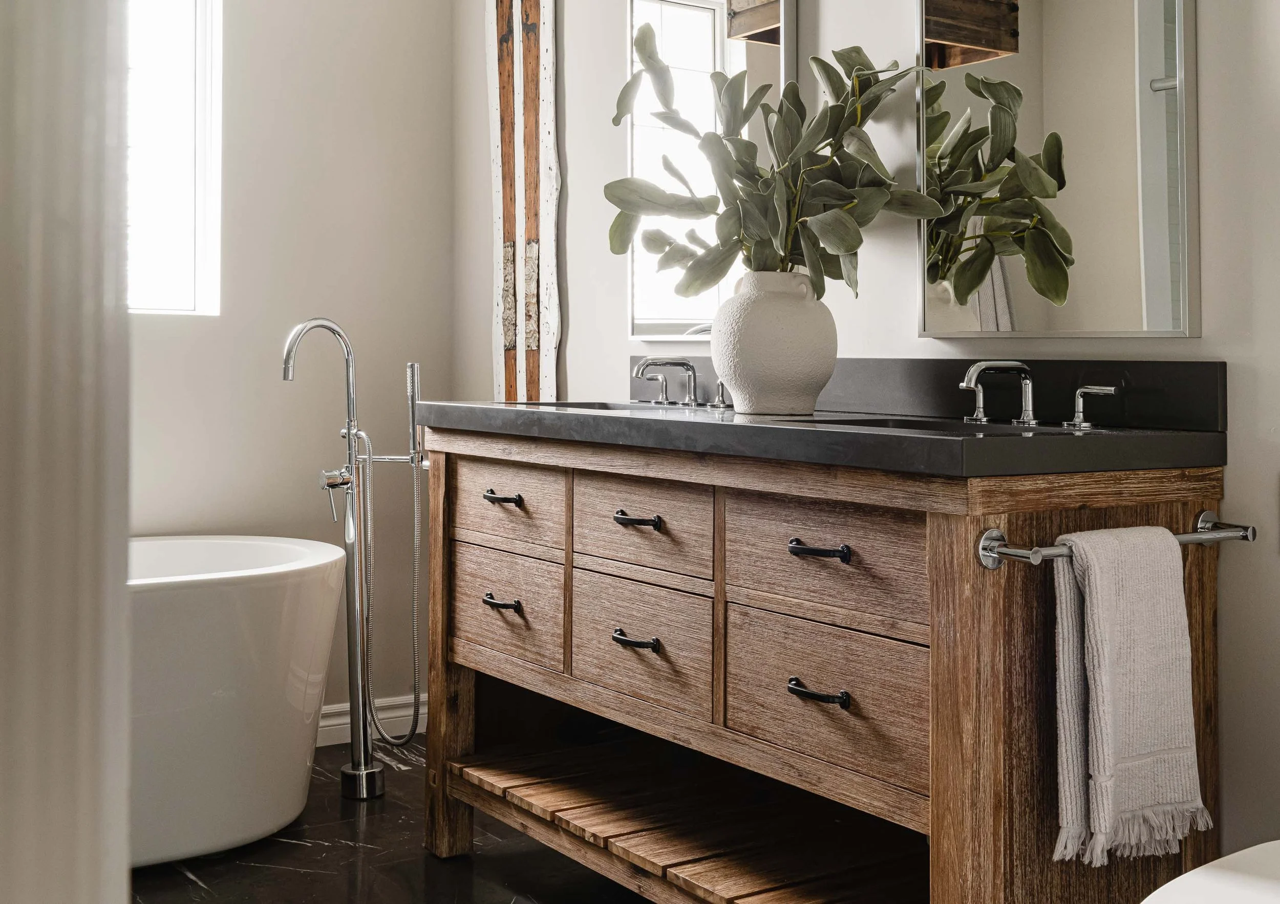 24-Weise-Interiors-Website.jpg
