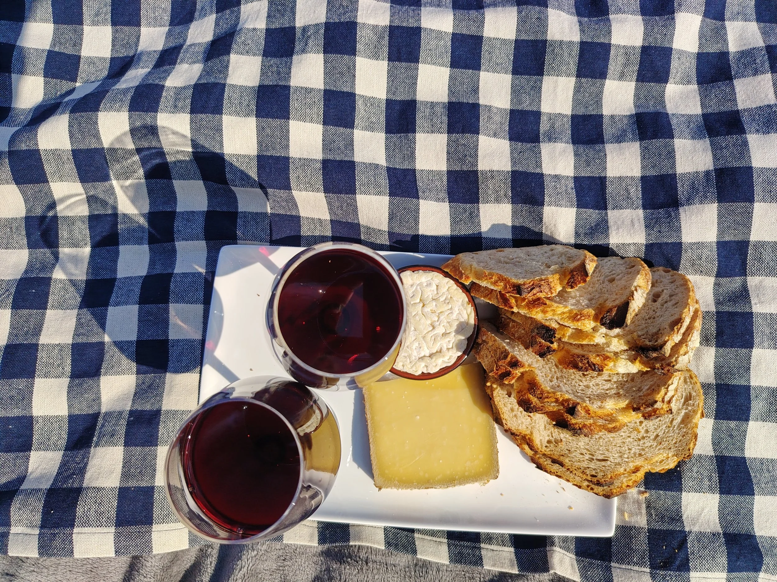 WINE  & CHEESE or  PASTRY & CHEESE