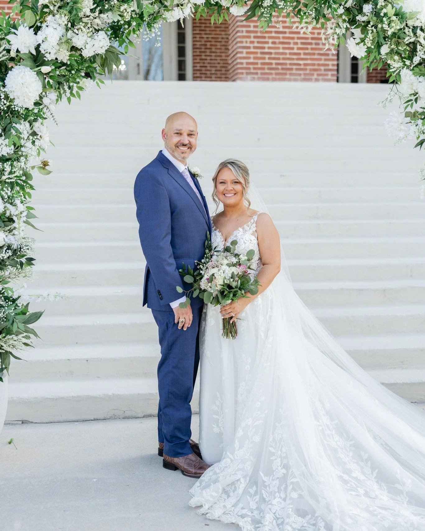Love was in the air this month for Marissa and Michael! ❤️ Their ceremony was a stunning reminder of what weddings are all about: family, laughter, and a lifetime of commitment. We loved hosting your beautiful circle of loved ones here at the Inn. Wi