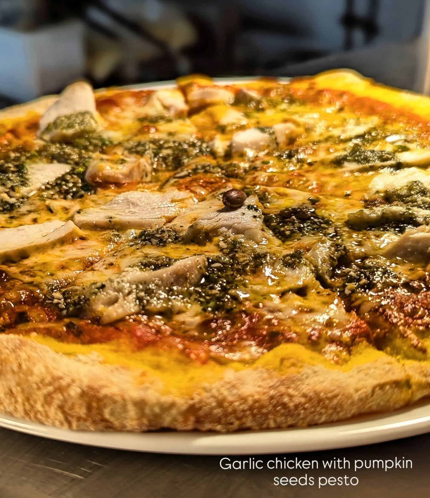Serving hot and fresh pizza's for your weekend pints 🍻

- Garlic chicken drizzled with house basil and pumpkin seeds pesto 🍗

-Serrano ham, thyme fried mushrooms and creamy mascapone 🍄

-Classic cheesy Margherita topped with crispy basil 🧀

-Home