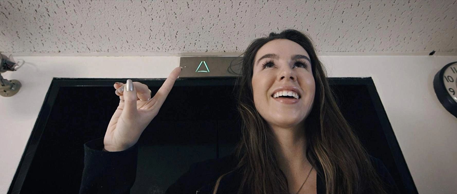 Heather Slice as Isabelle