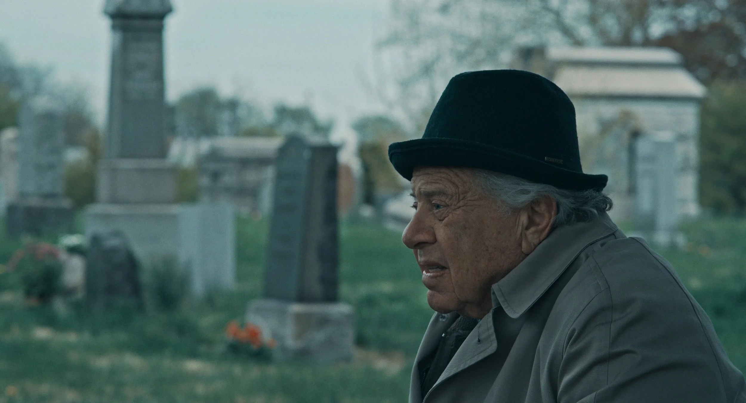 Richie Allan as Elmer