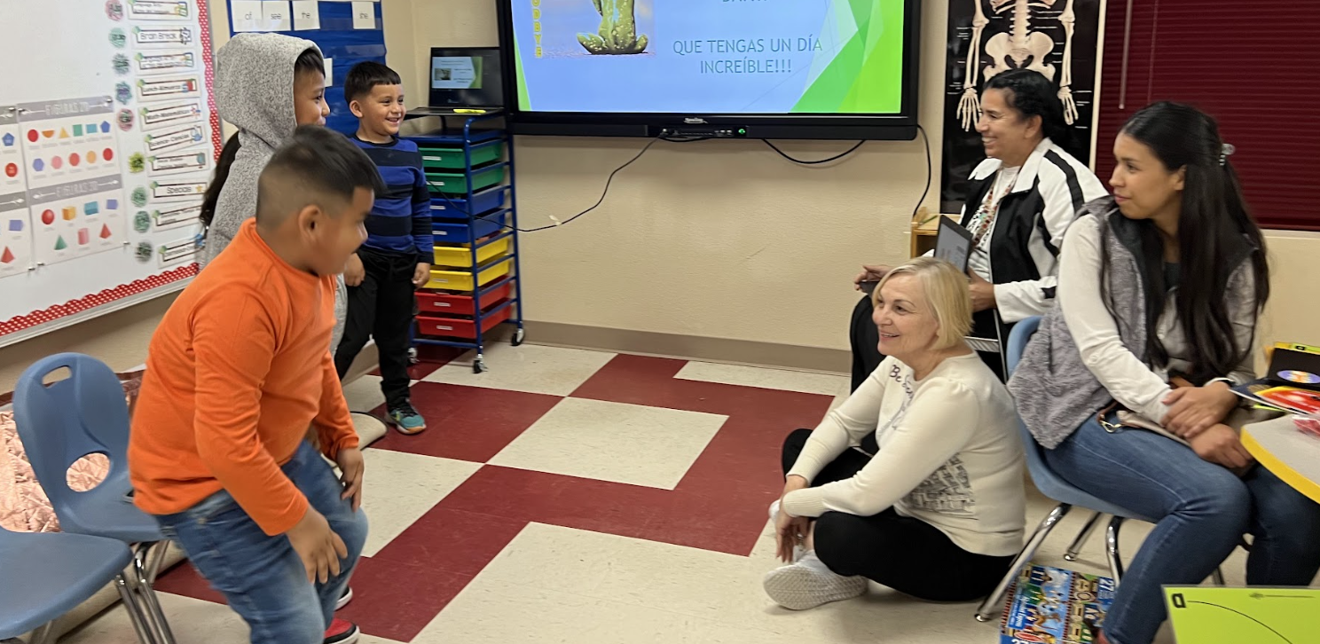 Online Kids Games and Activities/ Juegos y actividades infantiles en línea