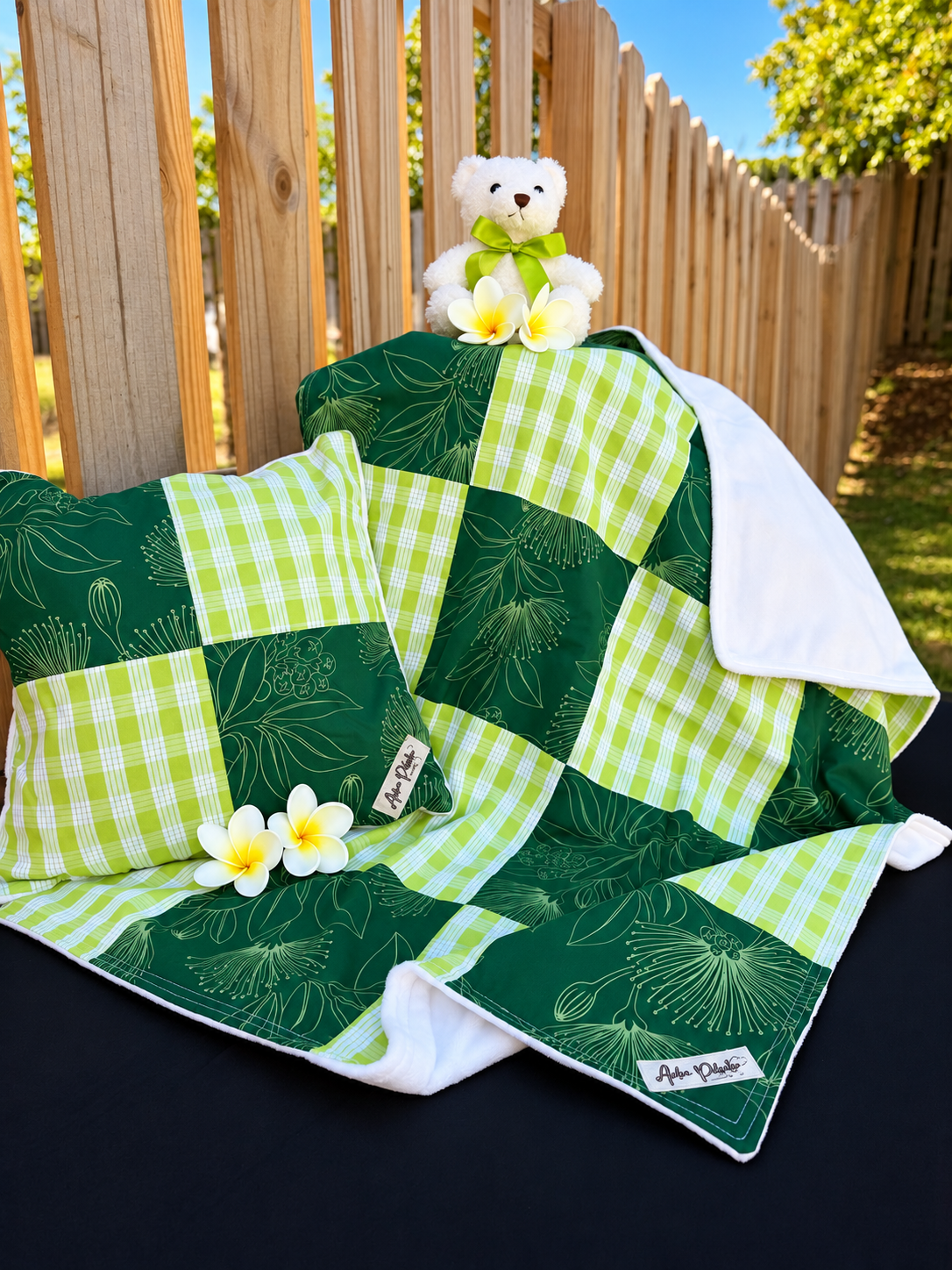 Aloha Plants Quilt Garden Display.png