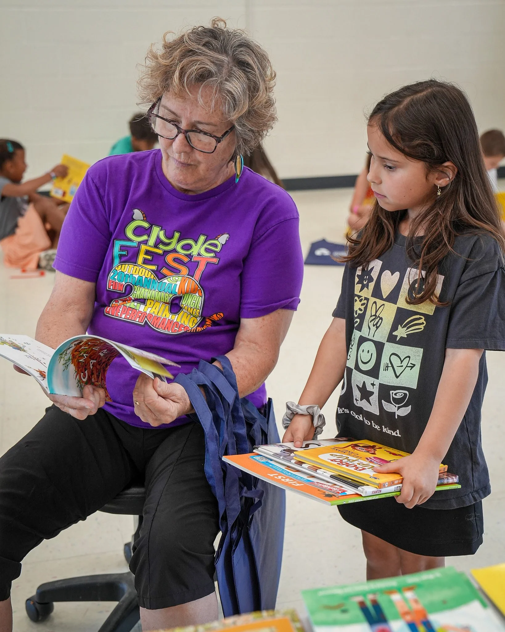 Volunteer for Books on Break and Help Put Books in Kids’ Hands