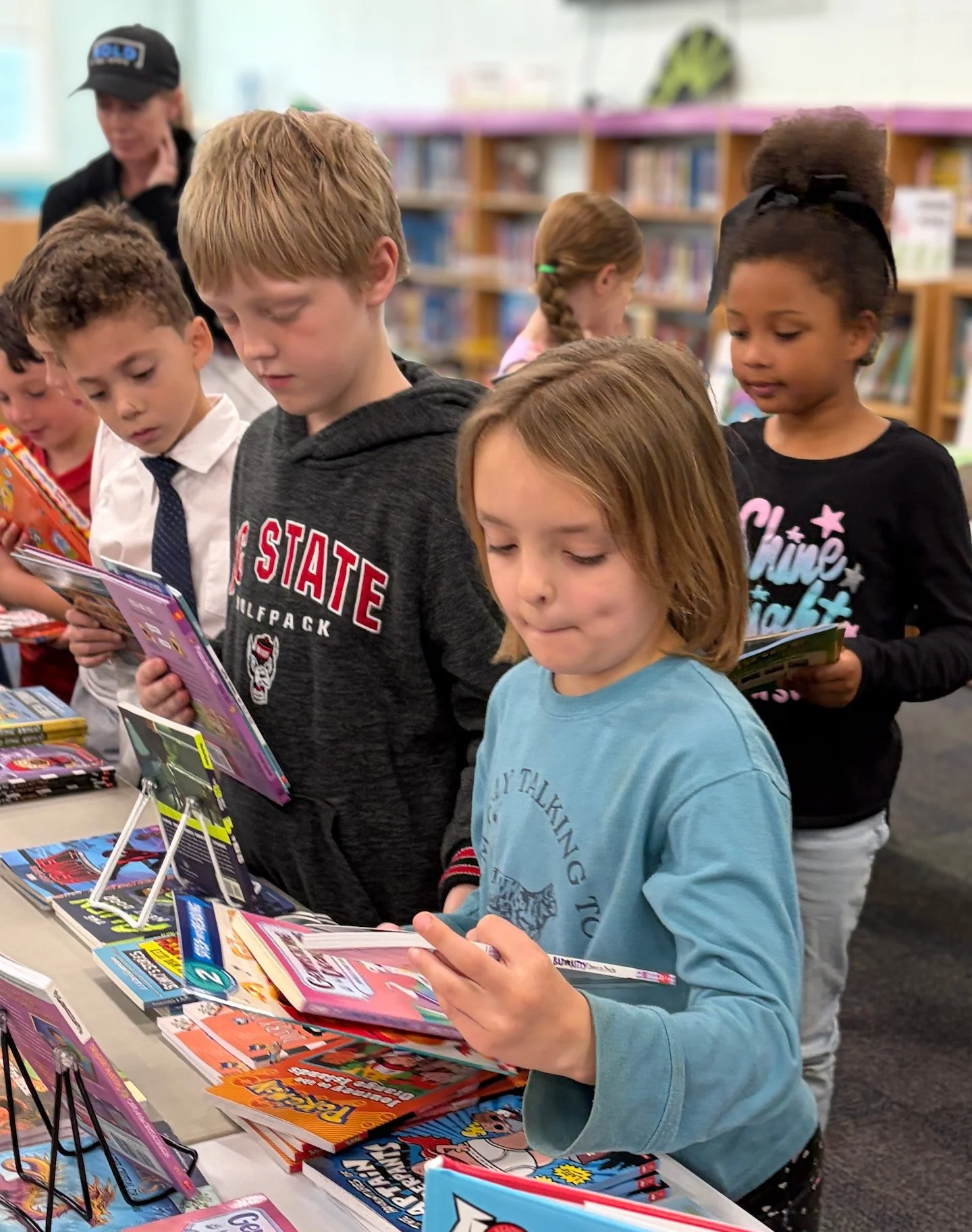 Brightspeed Donates $2,500 to Support CEF’s Books on Break Program