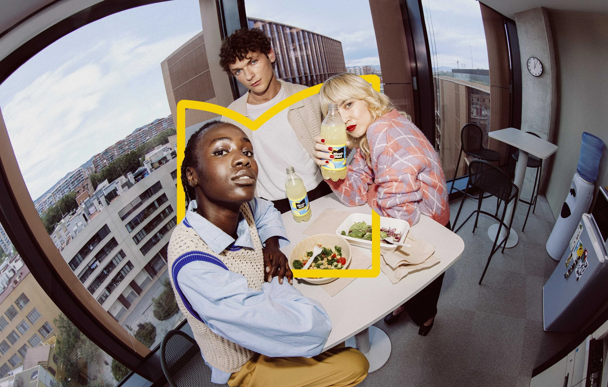 GLMME24-OfficeLunch-Mix-MMLem-20PET-KV-JPG Ref-EN.jpeg